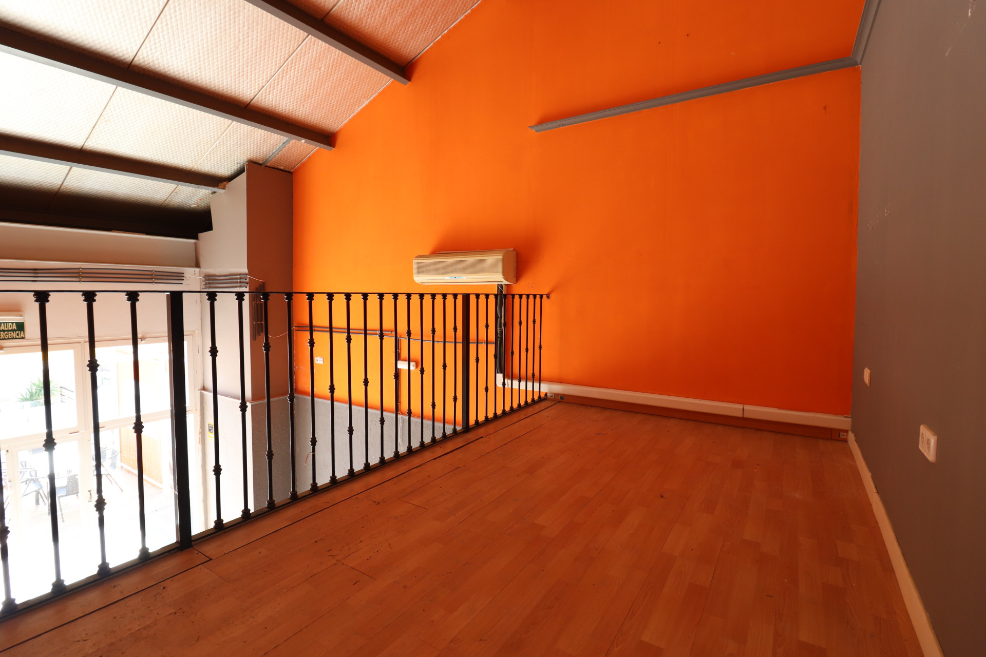 Resale - Commercial -
Algorfa - La Finca Golf Resort