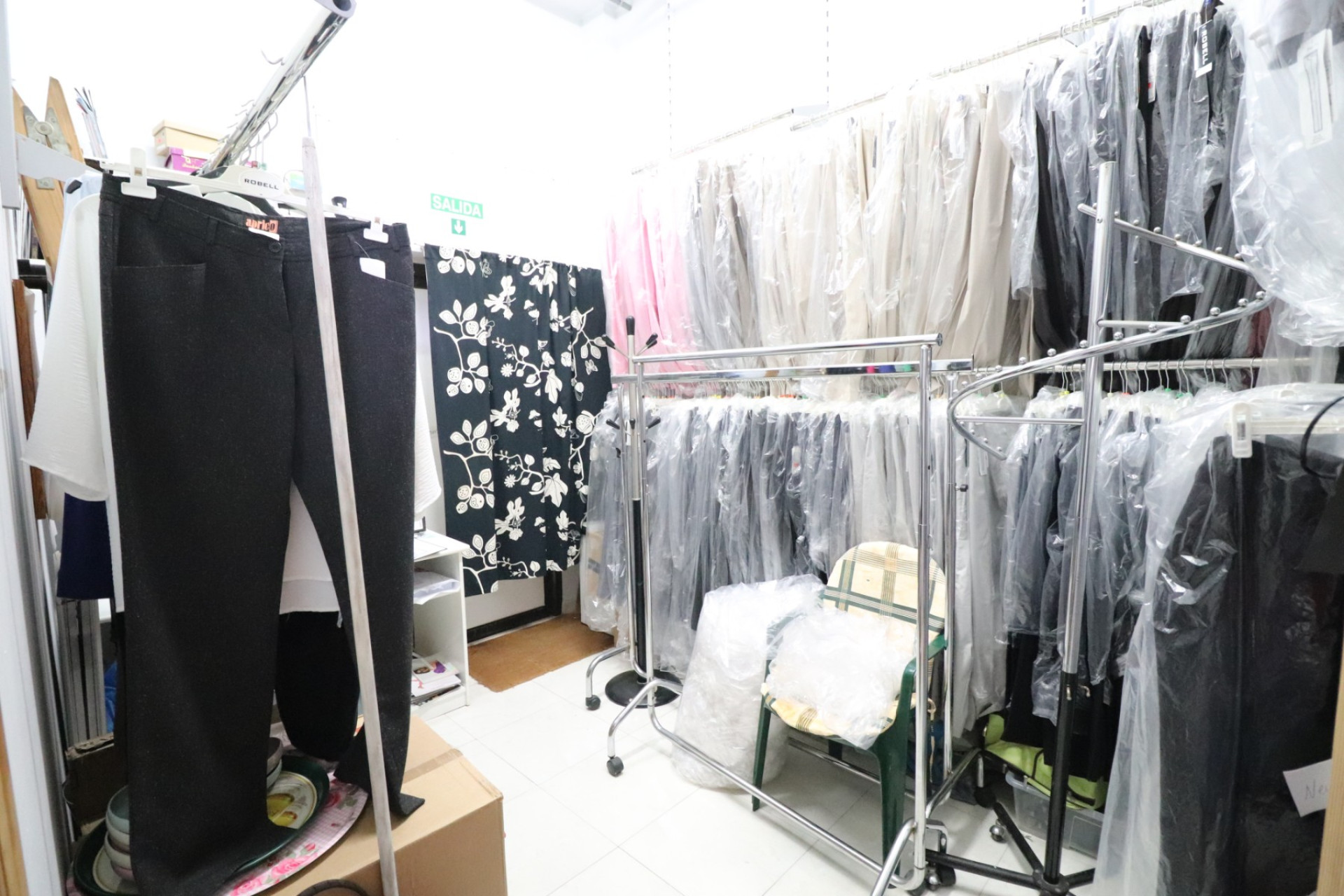 Resale - Commercial -
Algorfa - La Finca Golf Resort