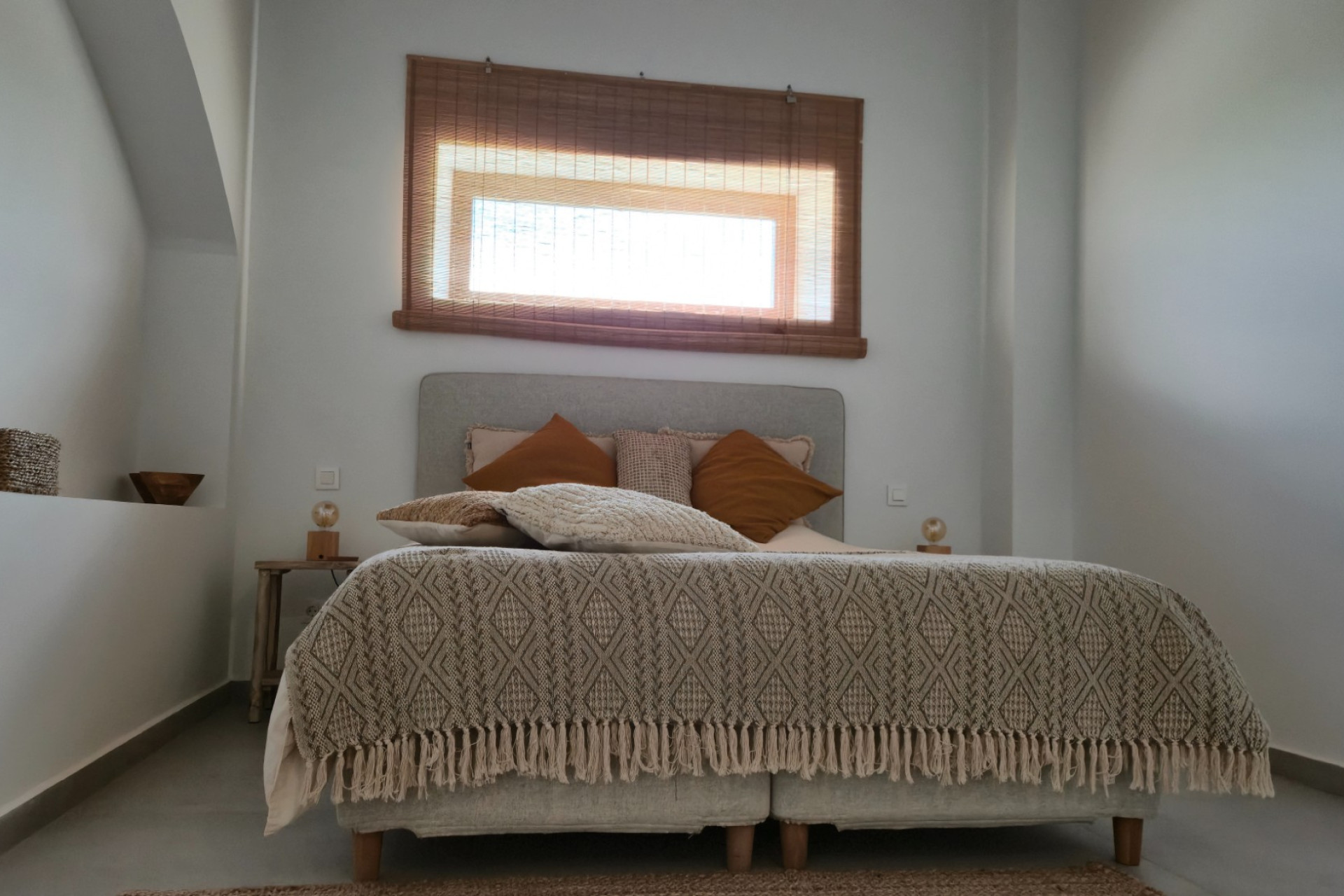 Resale - Commercial -
Almansa