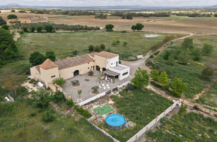 Resale - Commercial -
Almansa