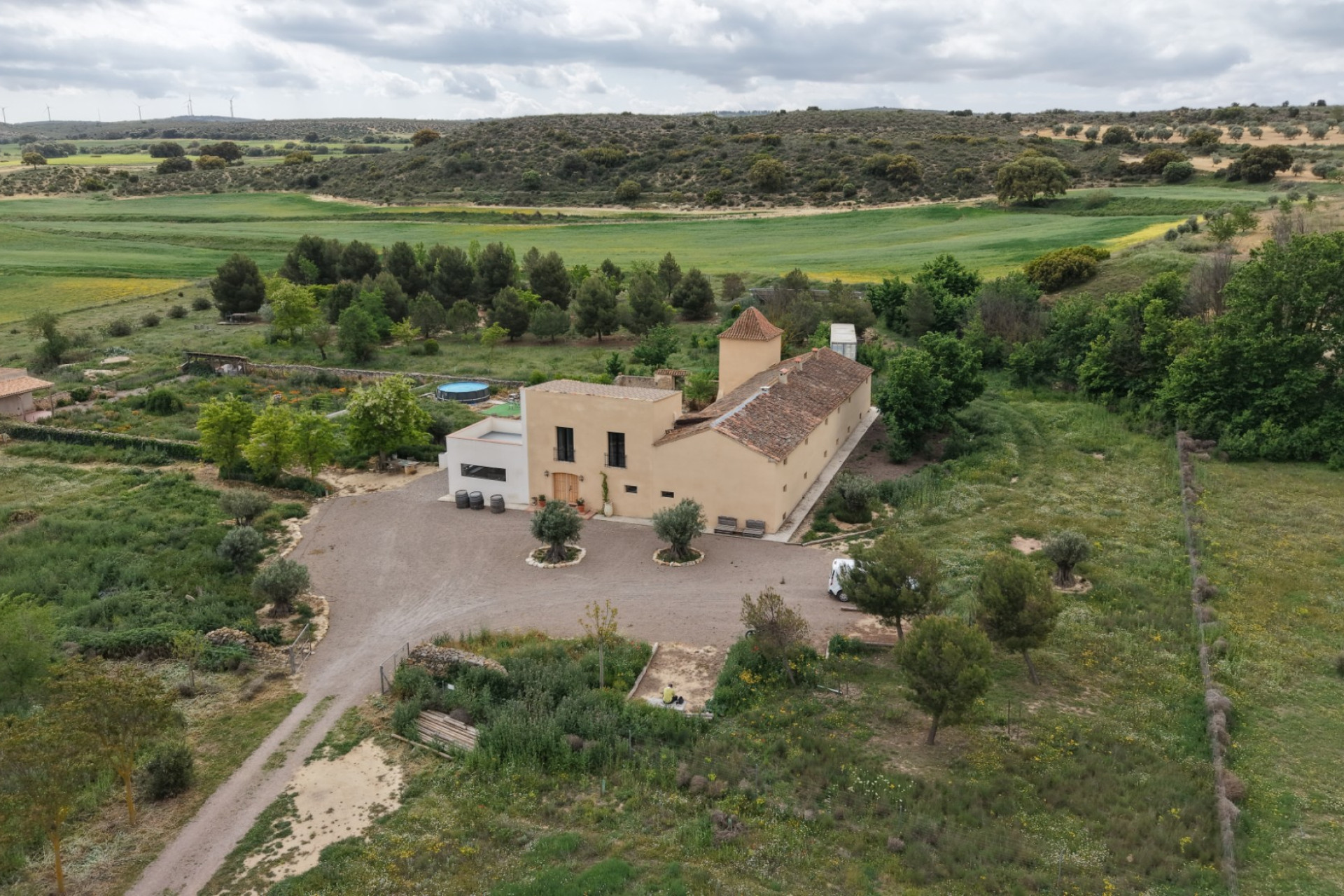 Resale - Commercial -
Almansa