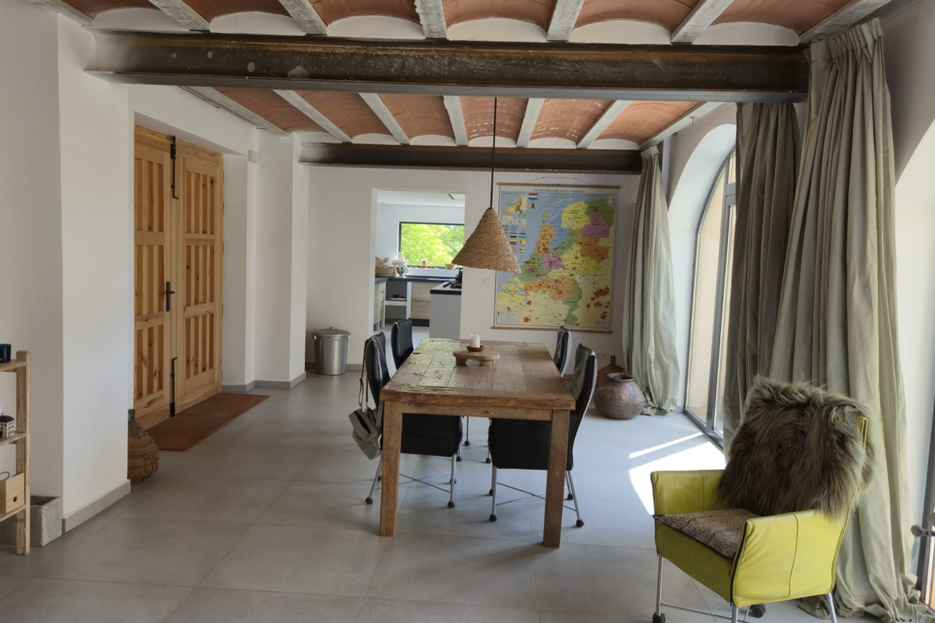 Resale - Commercial -
Almansa