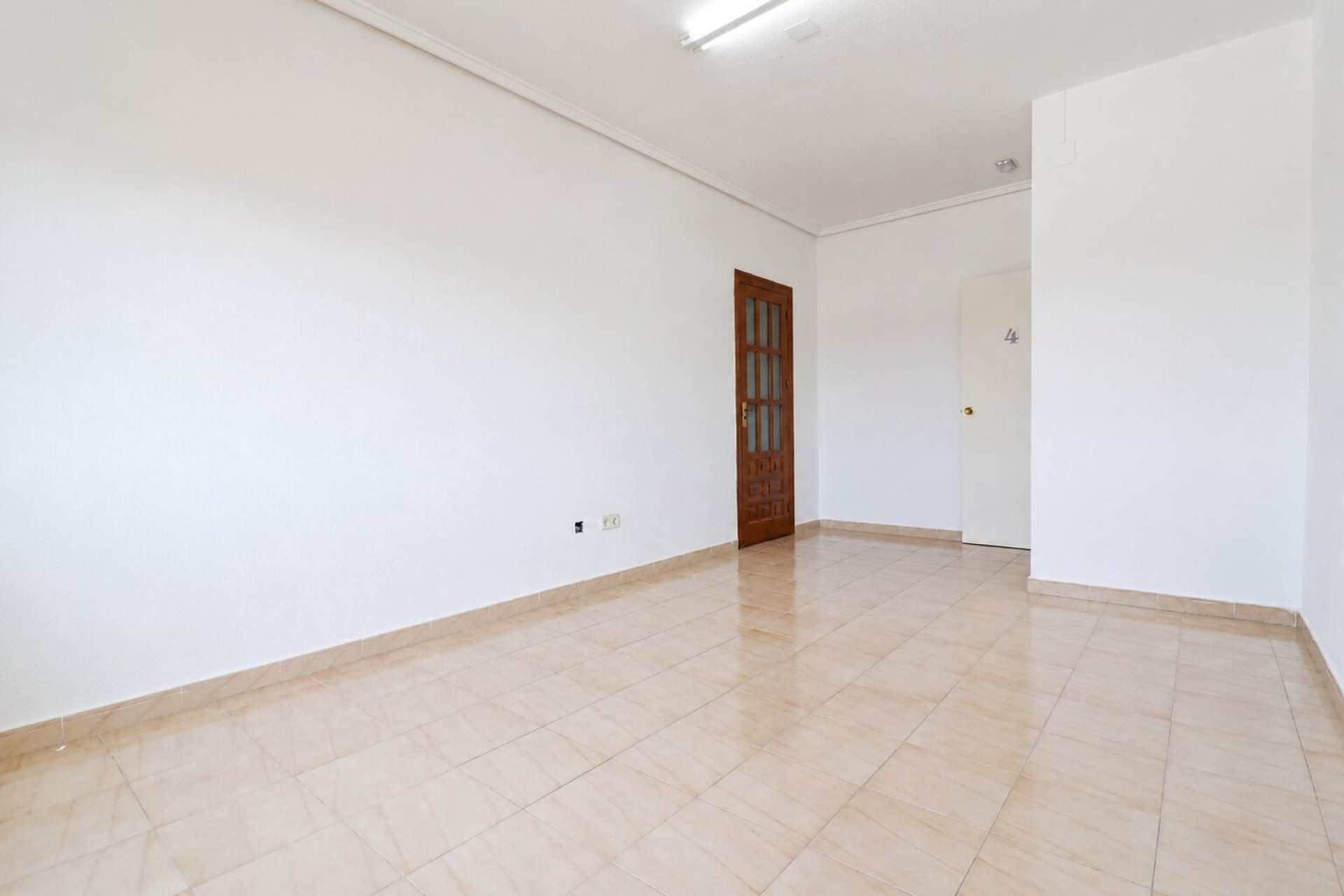 Resale - Commercial -
Ciudad Quesada