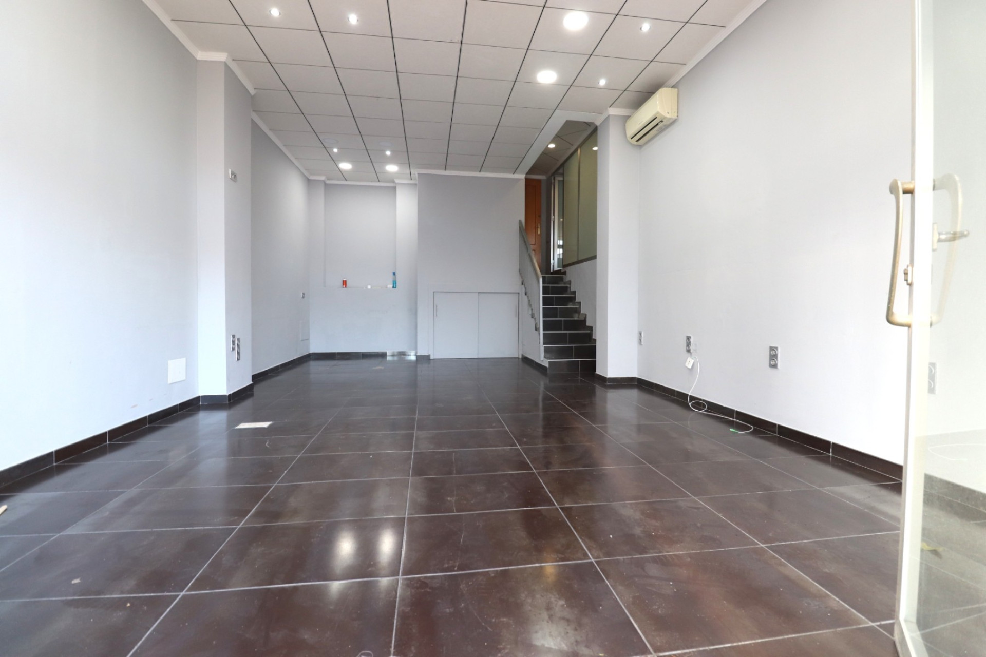 Resale - Commercial -
Formentera del Segura - Formentera - Village