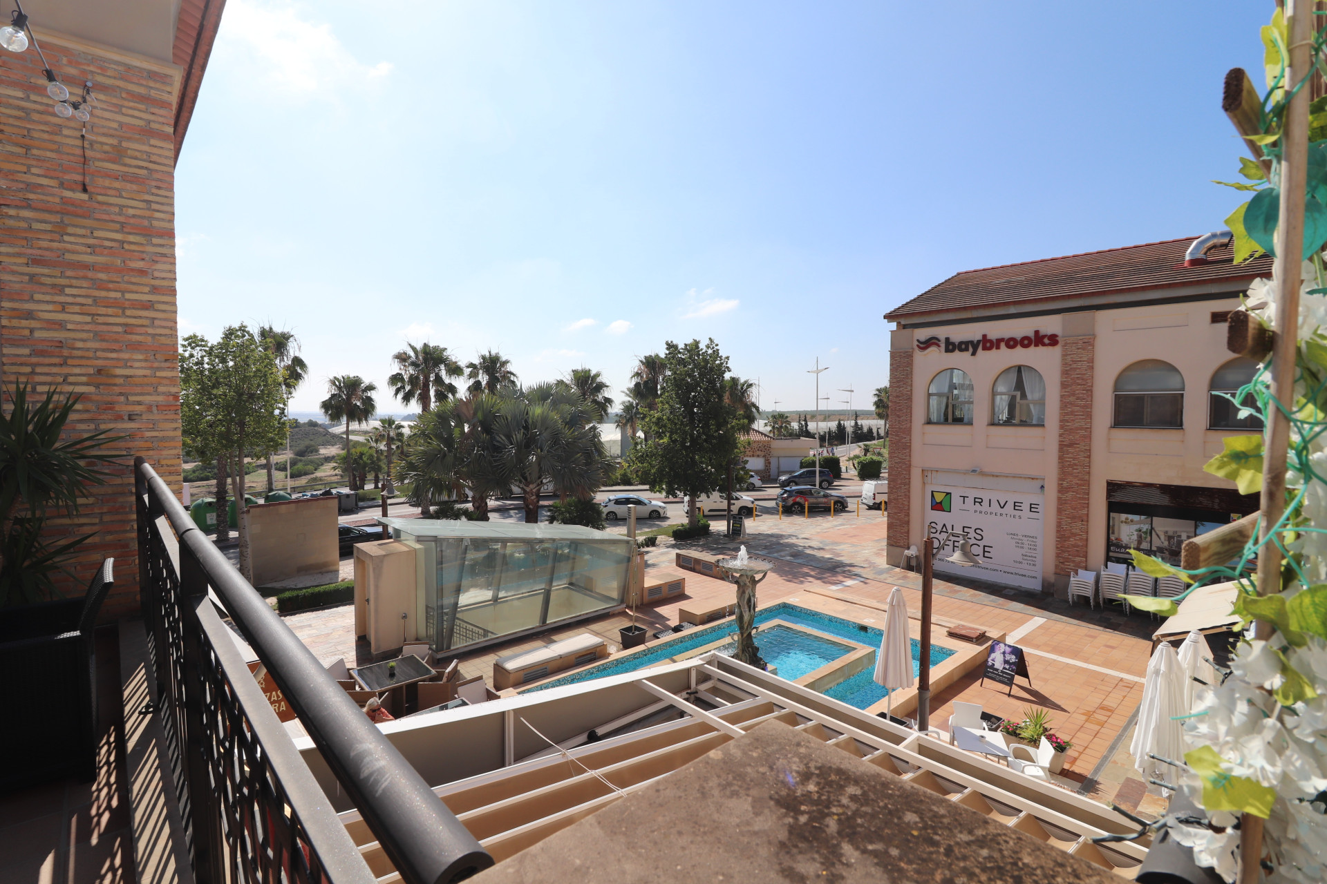 Resale - Commercial (Freehold) -
Algorfa - La Finca Golf Resort