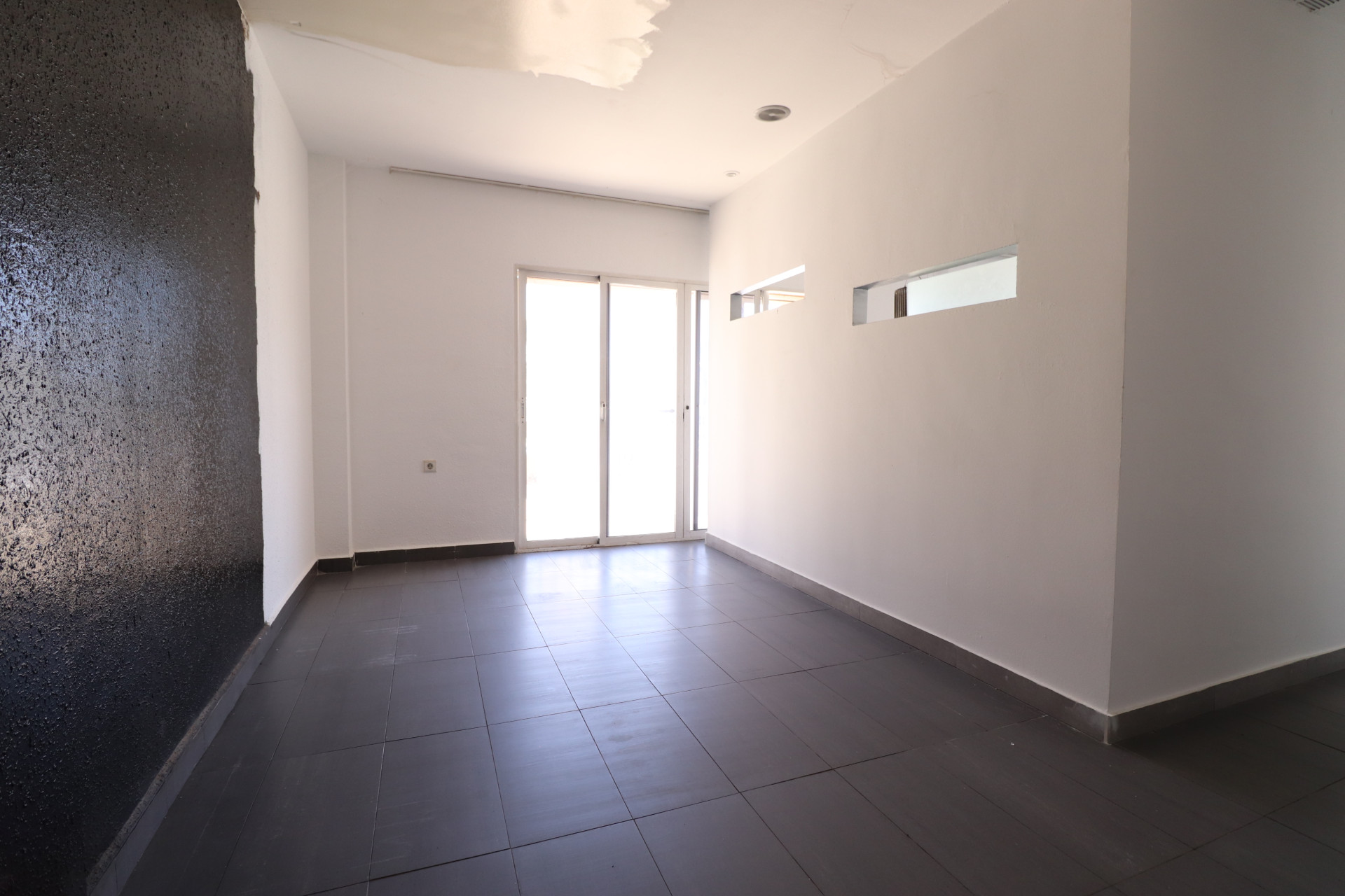 Resale - Commercial (Freehold) -
Ciudad Quesada - La Marquesa