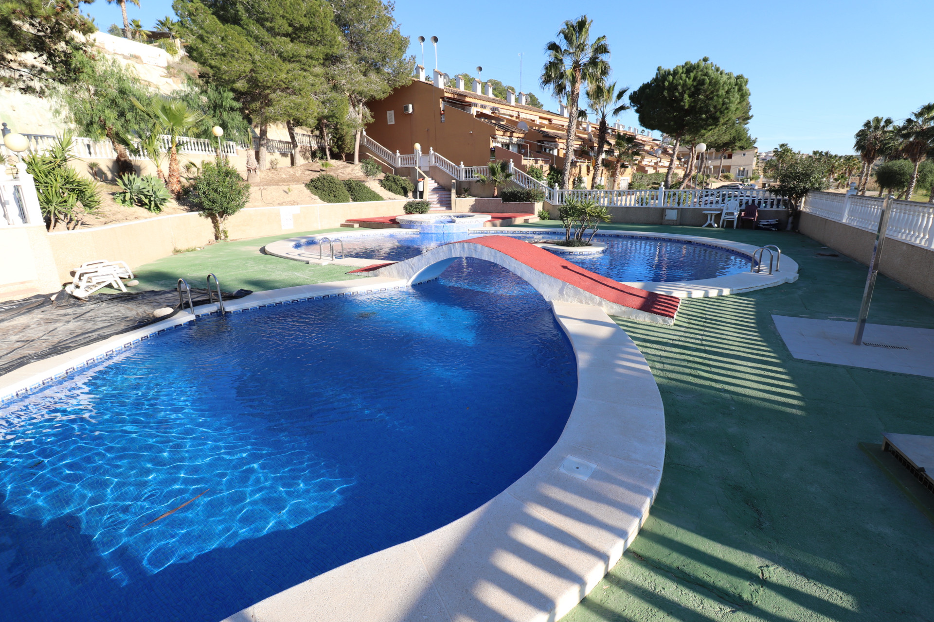 Resale - Commercial (Freehold) -
Ciudad Quesada - La Marquesa