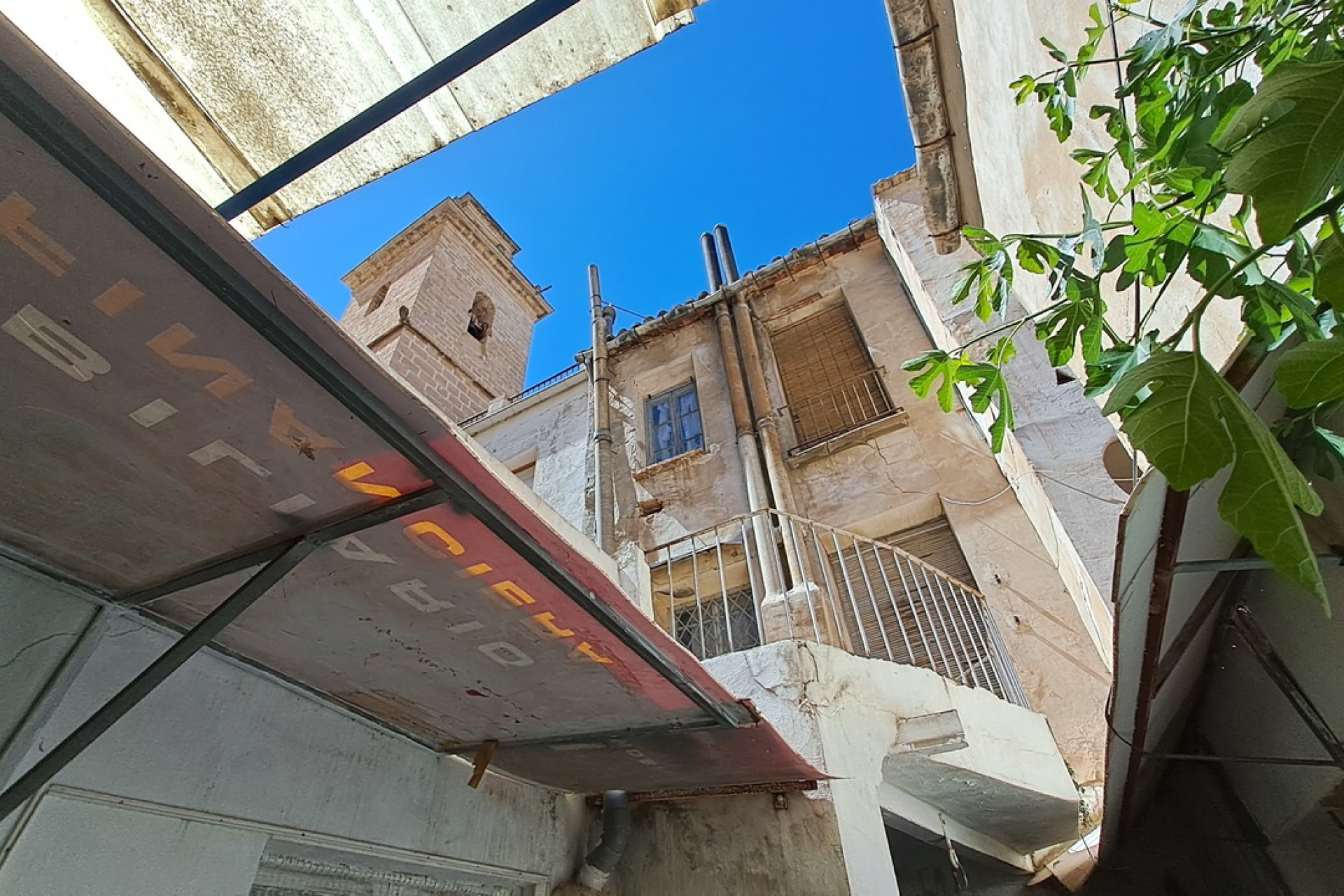 Resale - Commercial -
Orihuela