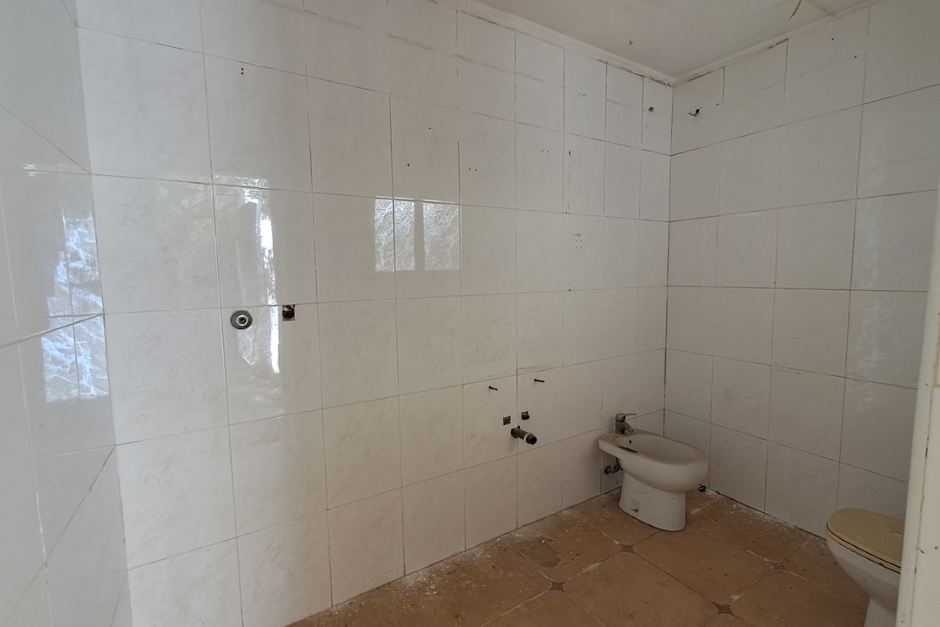Resale - Commercial -
Orihuela