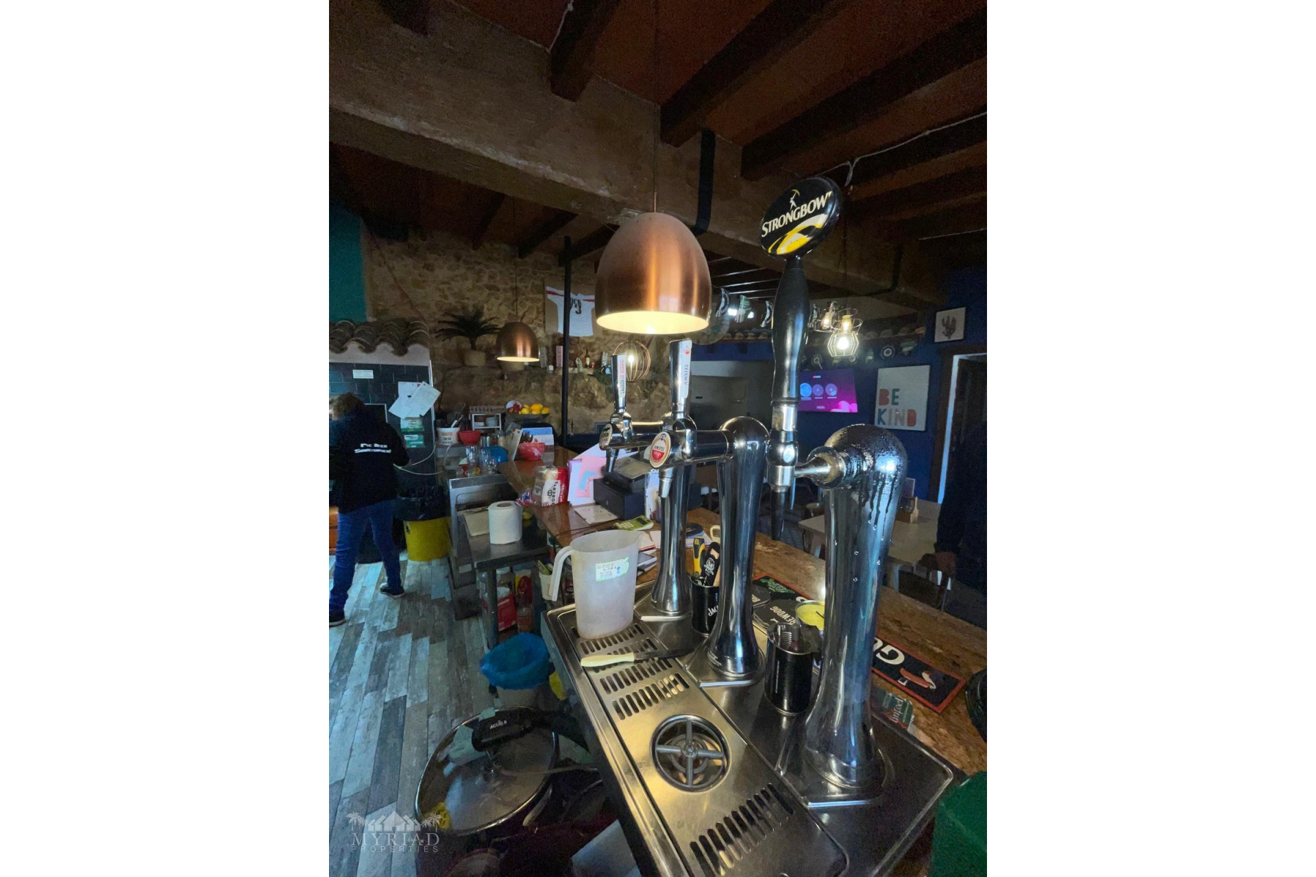 Resale - Commercial -
Pinoso - Pinoso Alicante