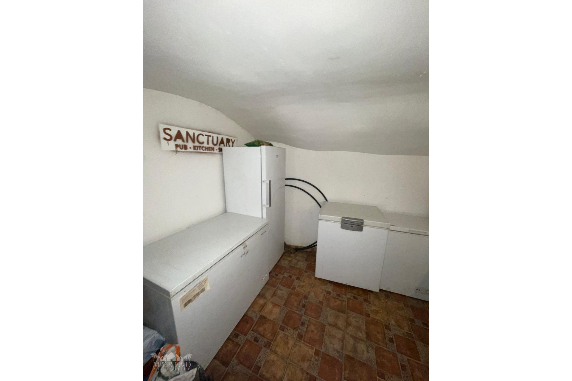 Resale - Commercial -
Pinoso - Pinoso Alicante