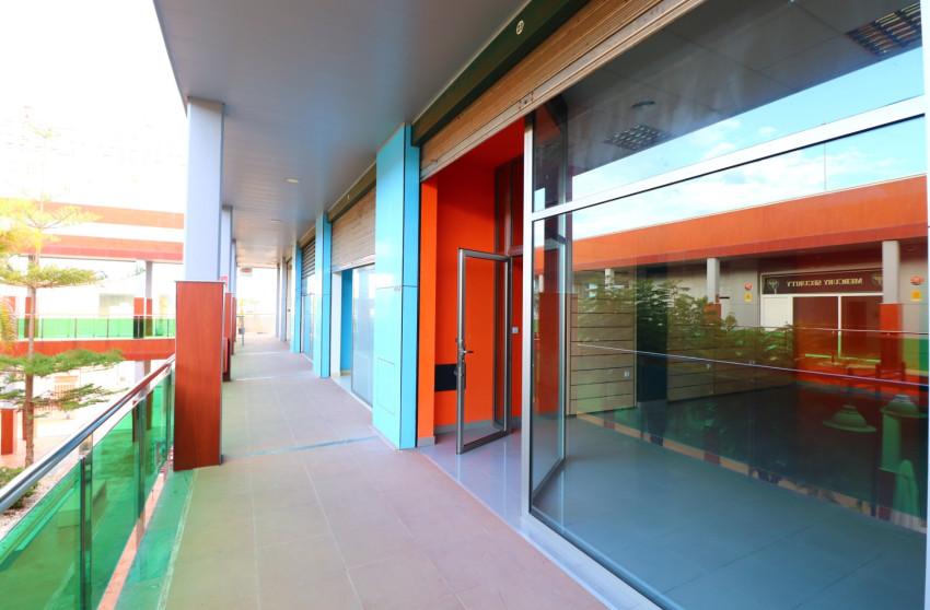 Resale - Commercial -
San Fulgencio - Bahia de Las Dunas