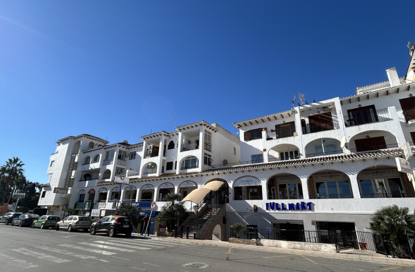 Resale - Commercial -
Villamartín