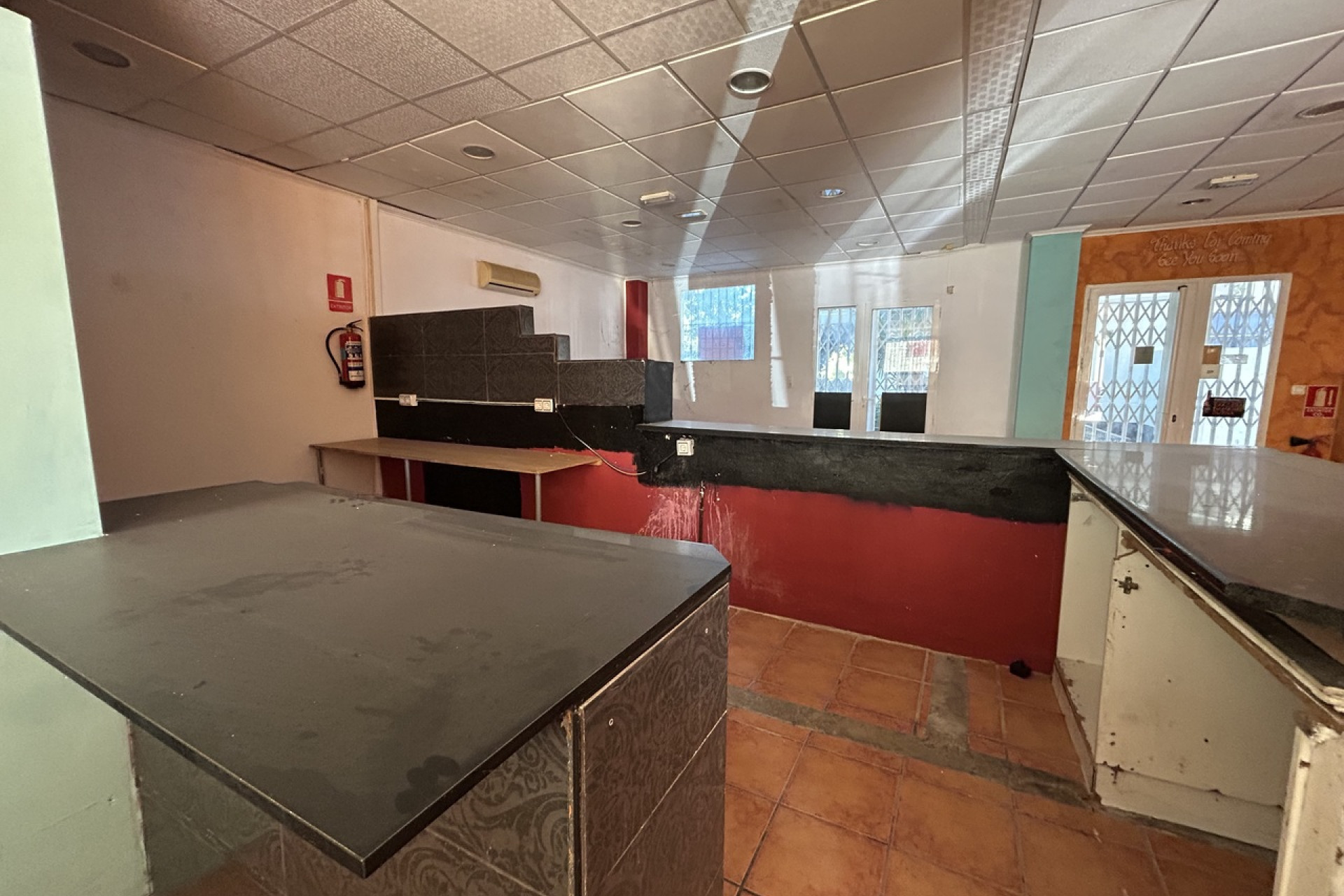 Resale - Commercial -
Villamartín