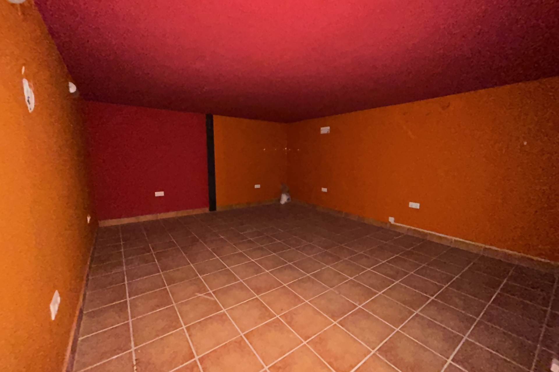 Resale - Commercial -
Villamartín