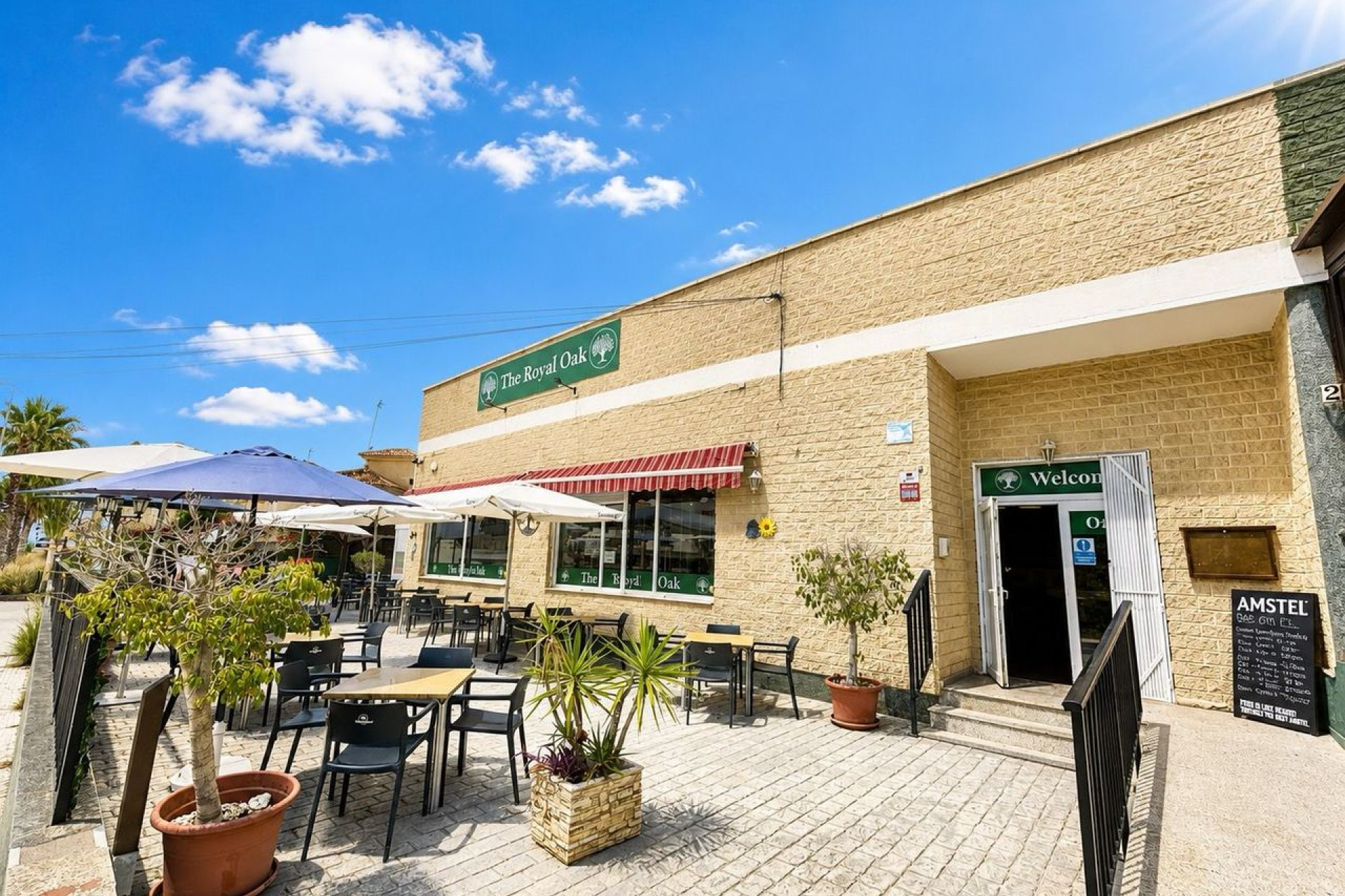 Resale - Commercial -
Villamartín