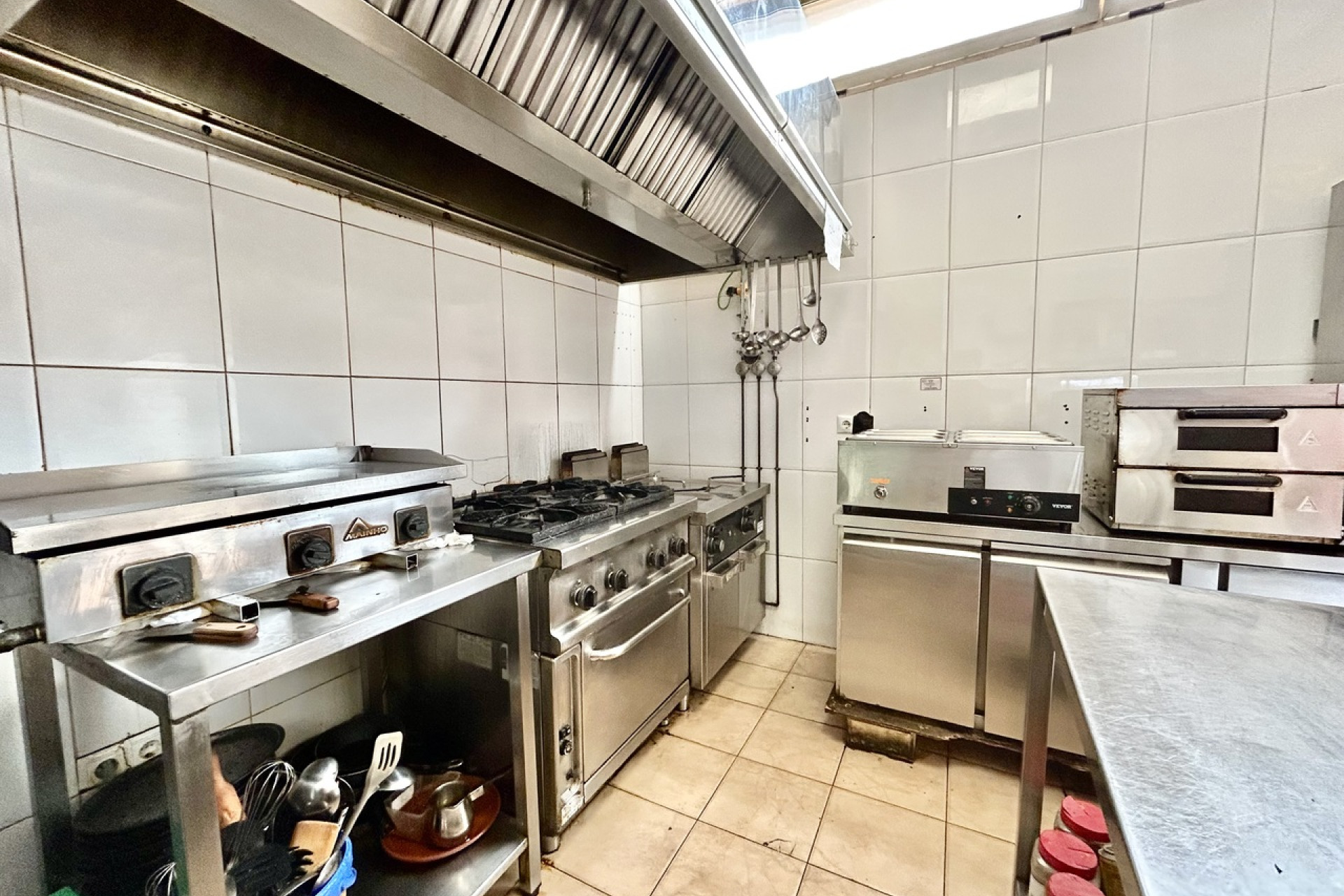 Resale - Commercial -
Villamartín