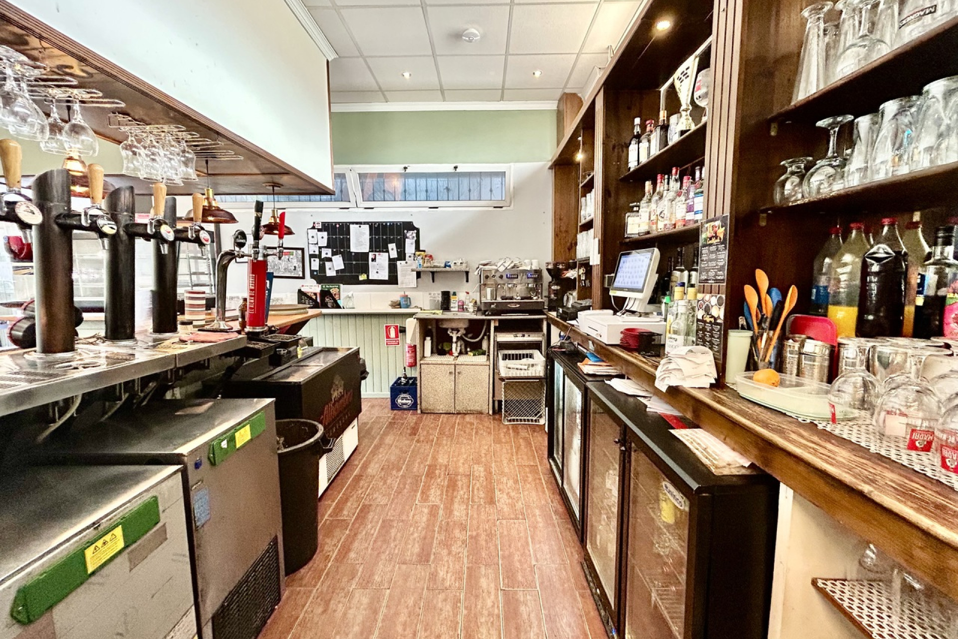 Resale - Commercial -
Villamartín