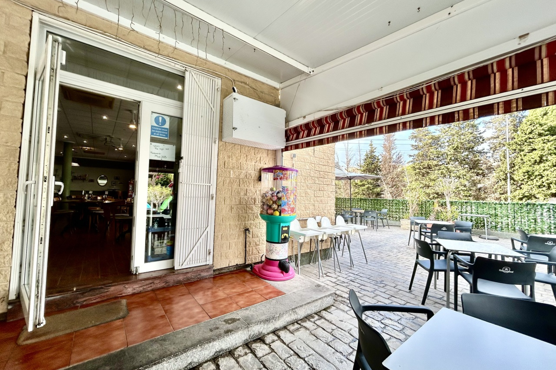 Resale - Commercial -
Villamartín