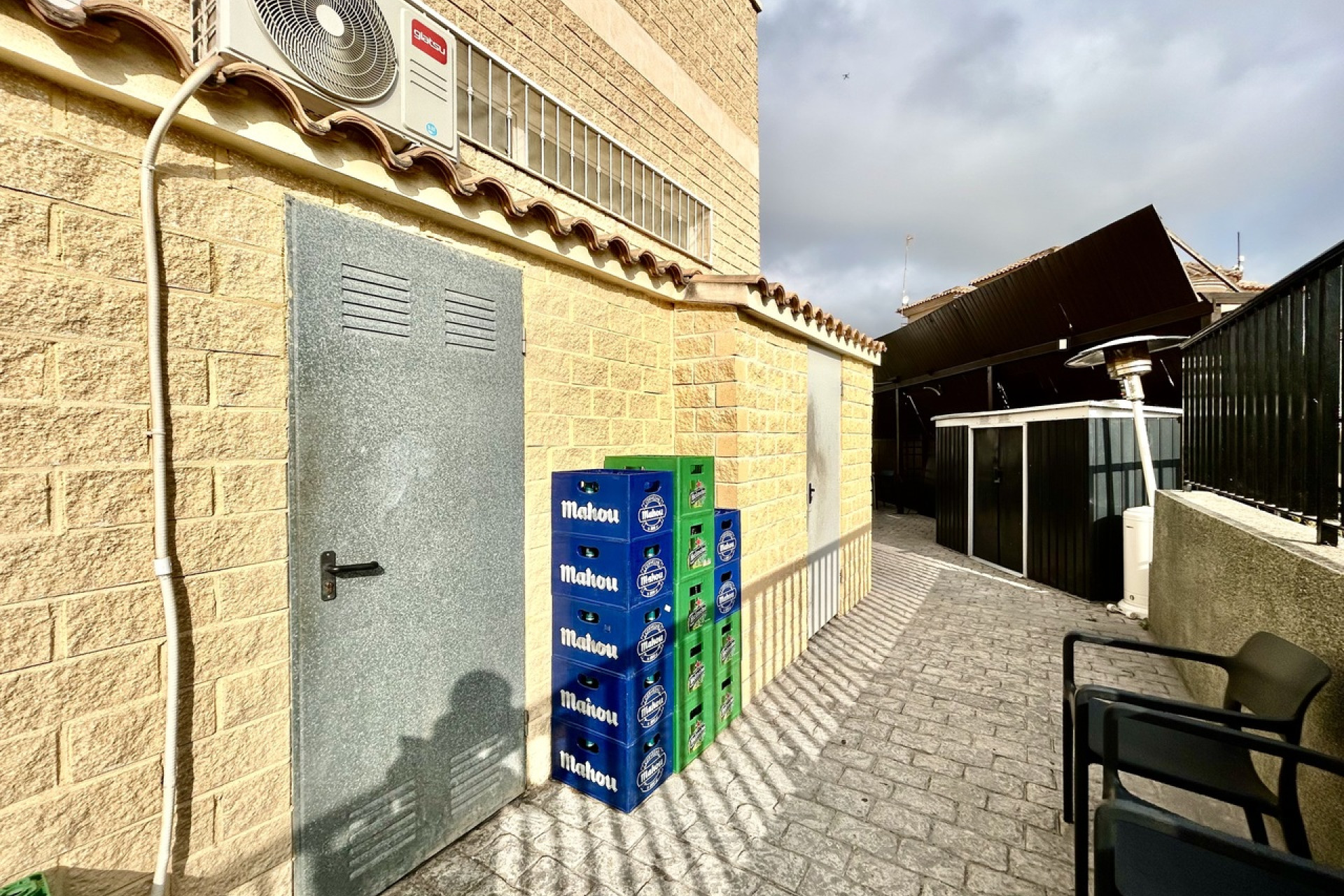 Resale - Commercial -
Villamartín