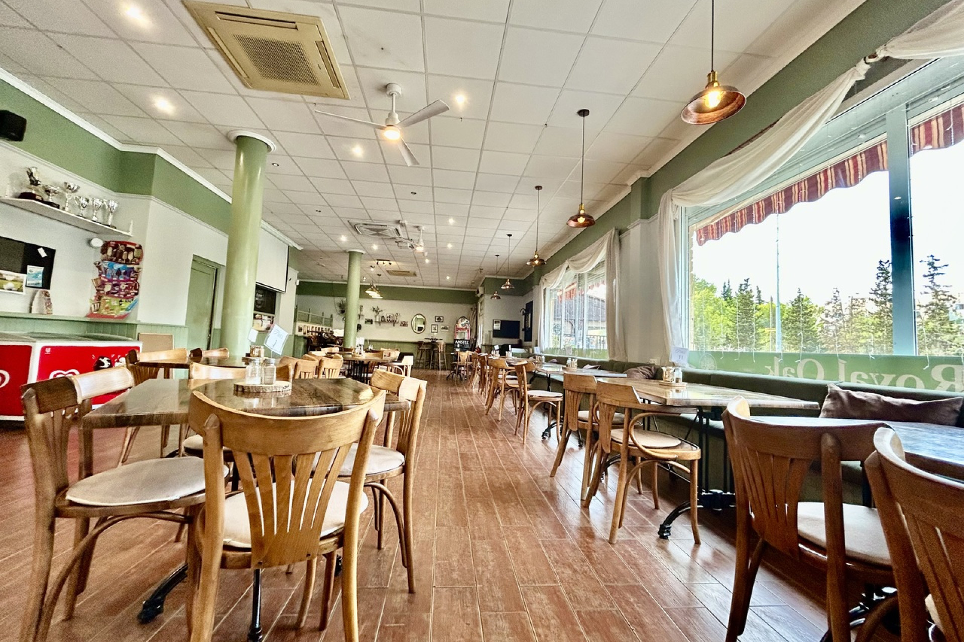 Resale - Commercial -
Villamartín