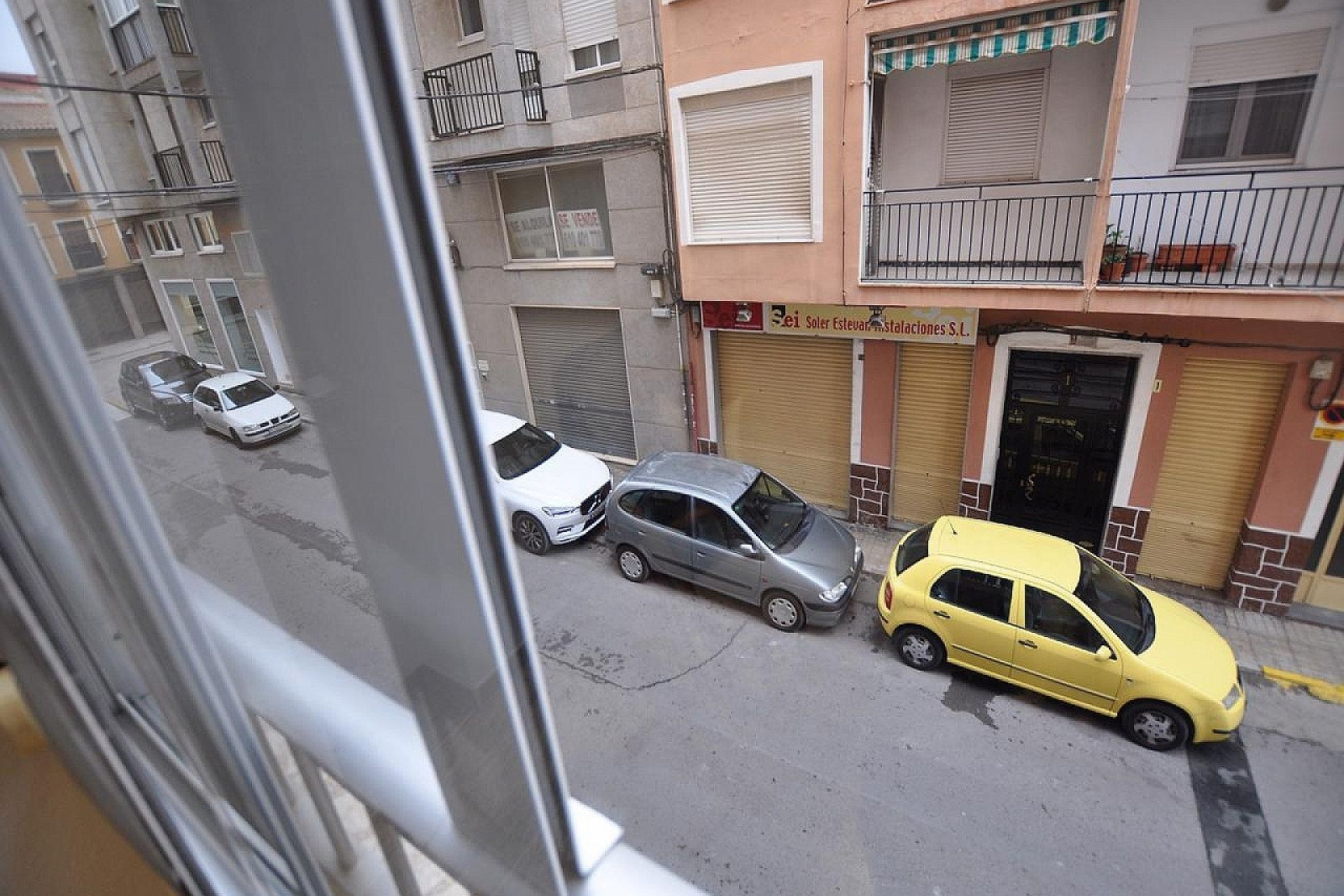 Resale - Commercial -
Villena