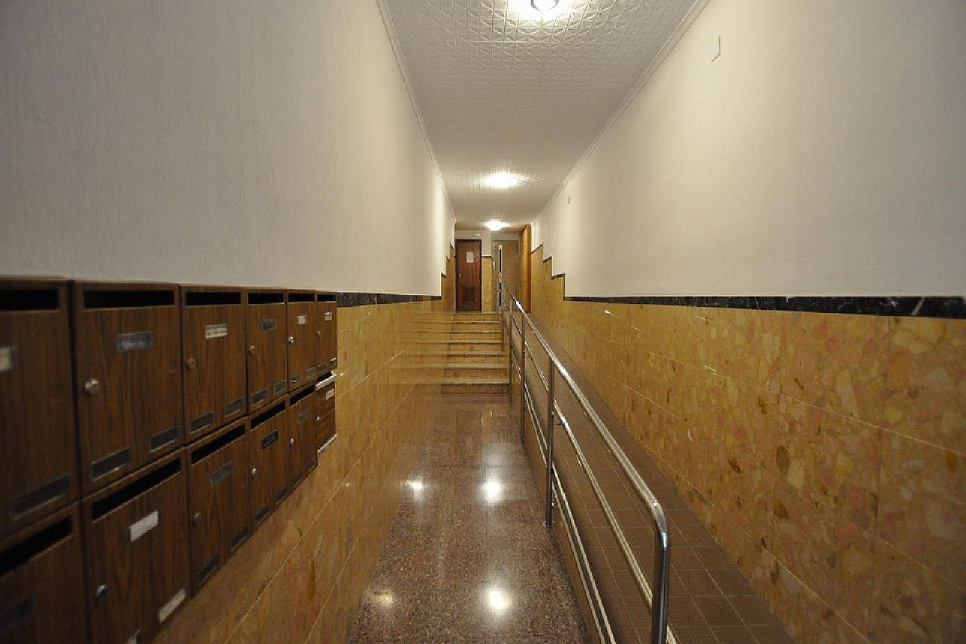 Resale - Commercial -
Villena