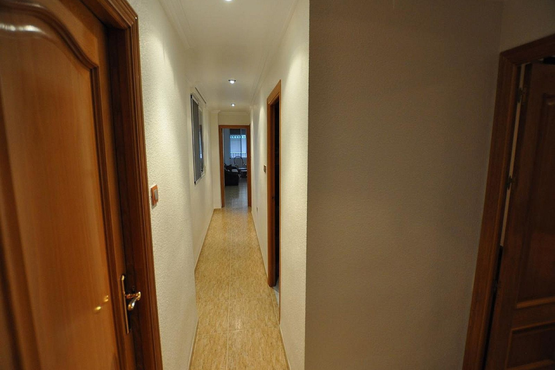 Resale - Commercial -
Villena