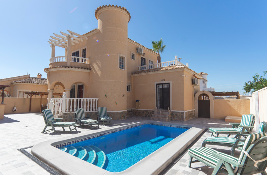 Resale - Detached Villa -
Ciudad Quesada - Atalaya Park