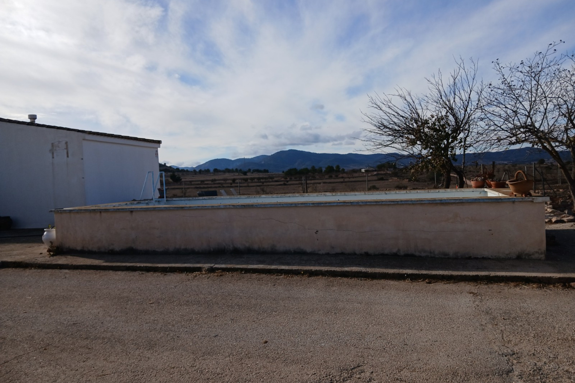 Resale - Equestrian property -
Monovar