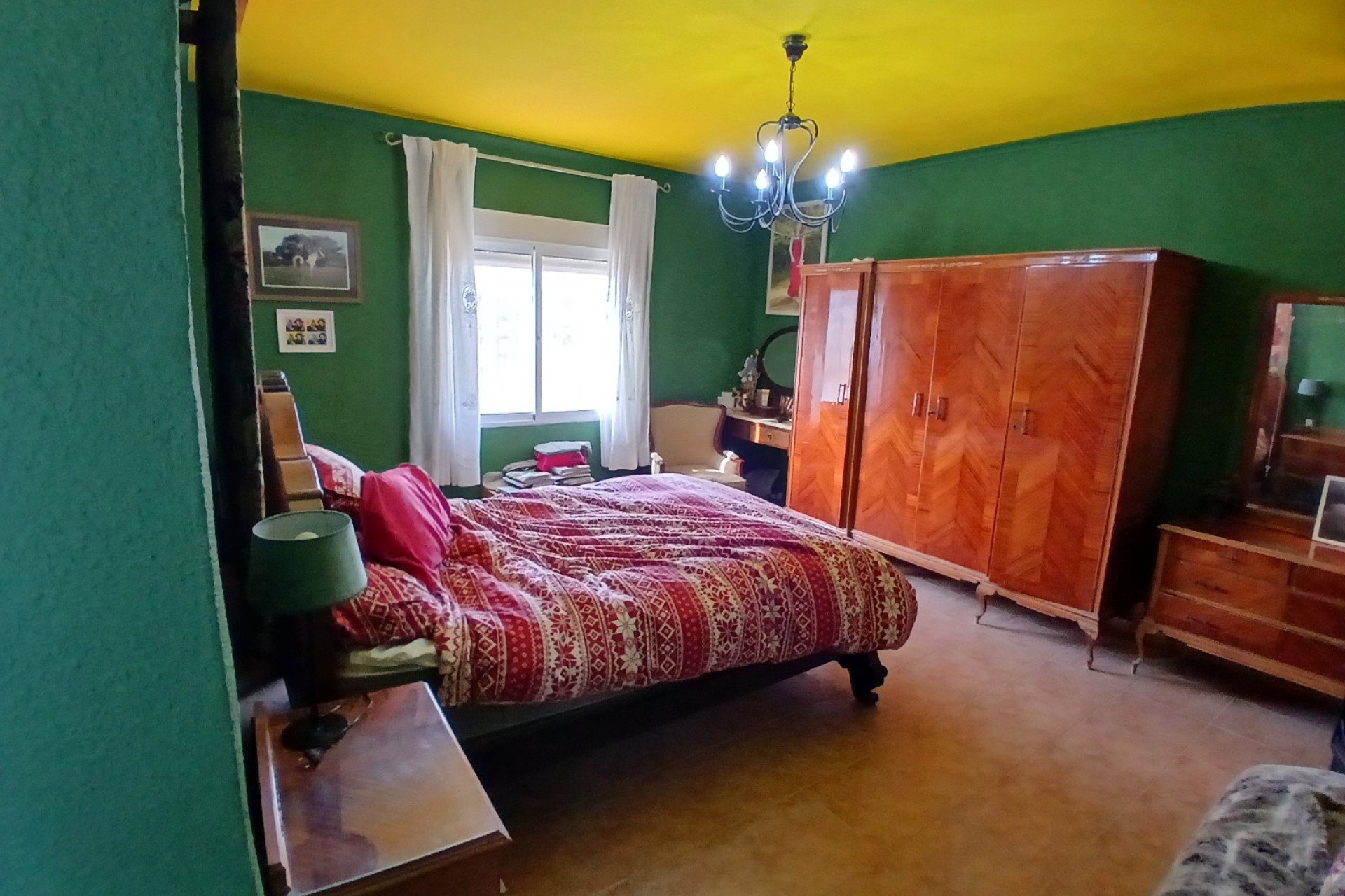 Resale - Equestrian property -
Monovar