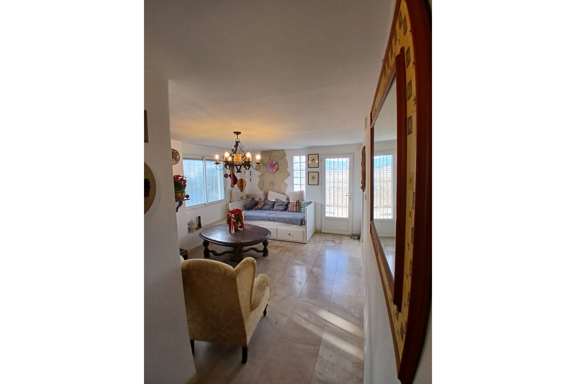 Resale - Equestrian property -
Monovar