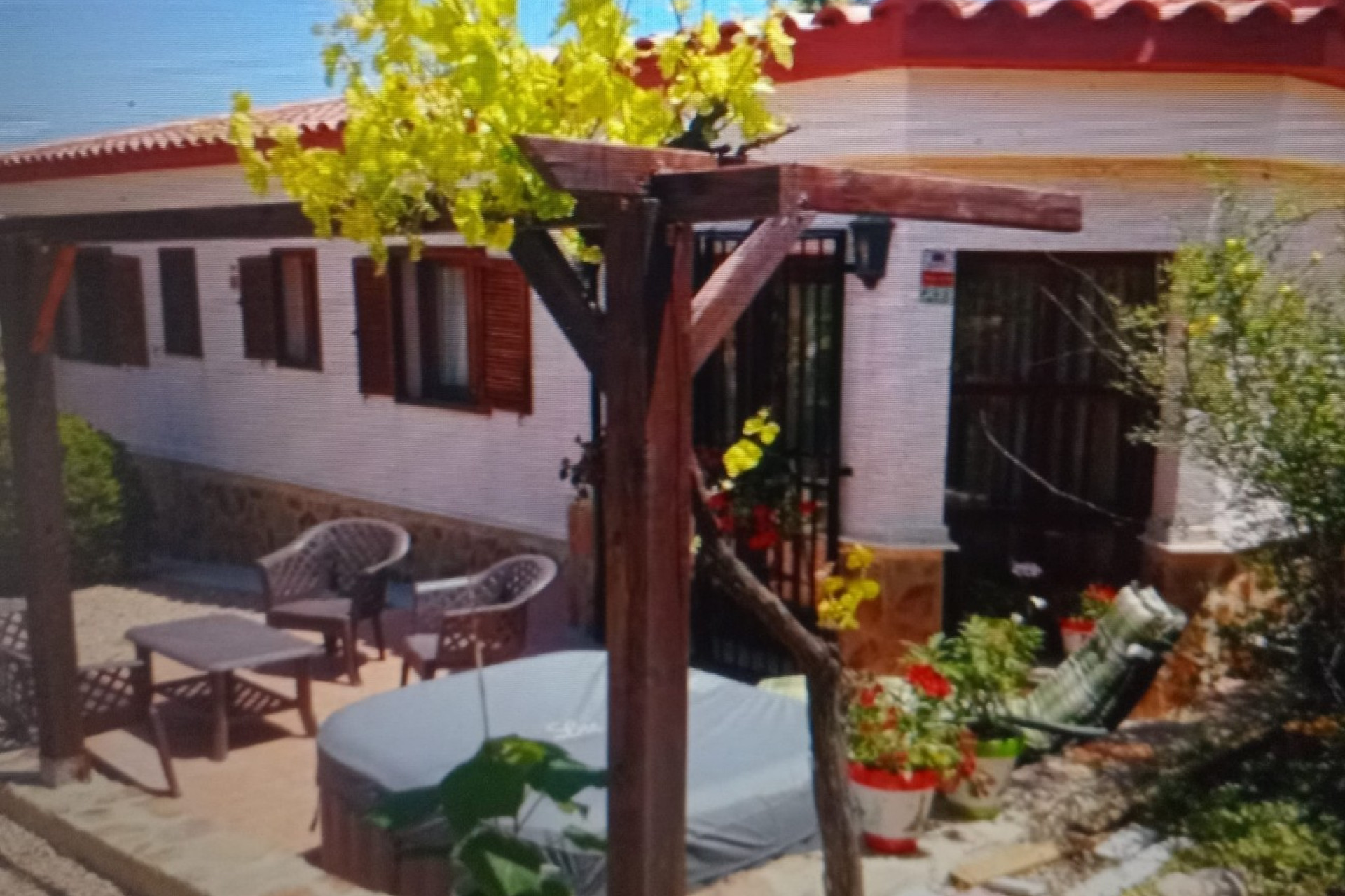 Resale - Equestrian property -
Zarra