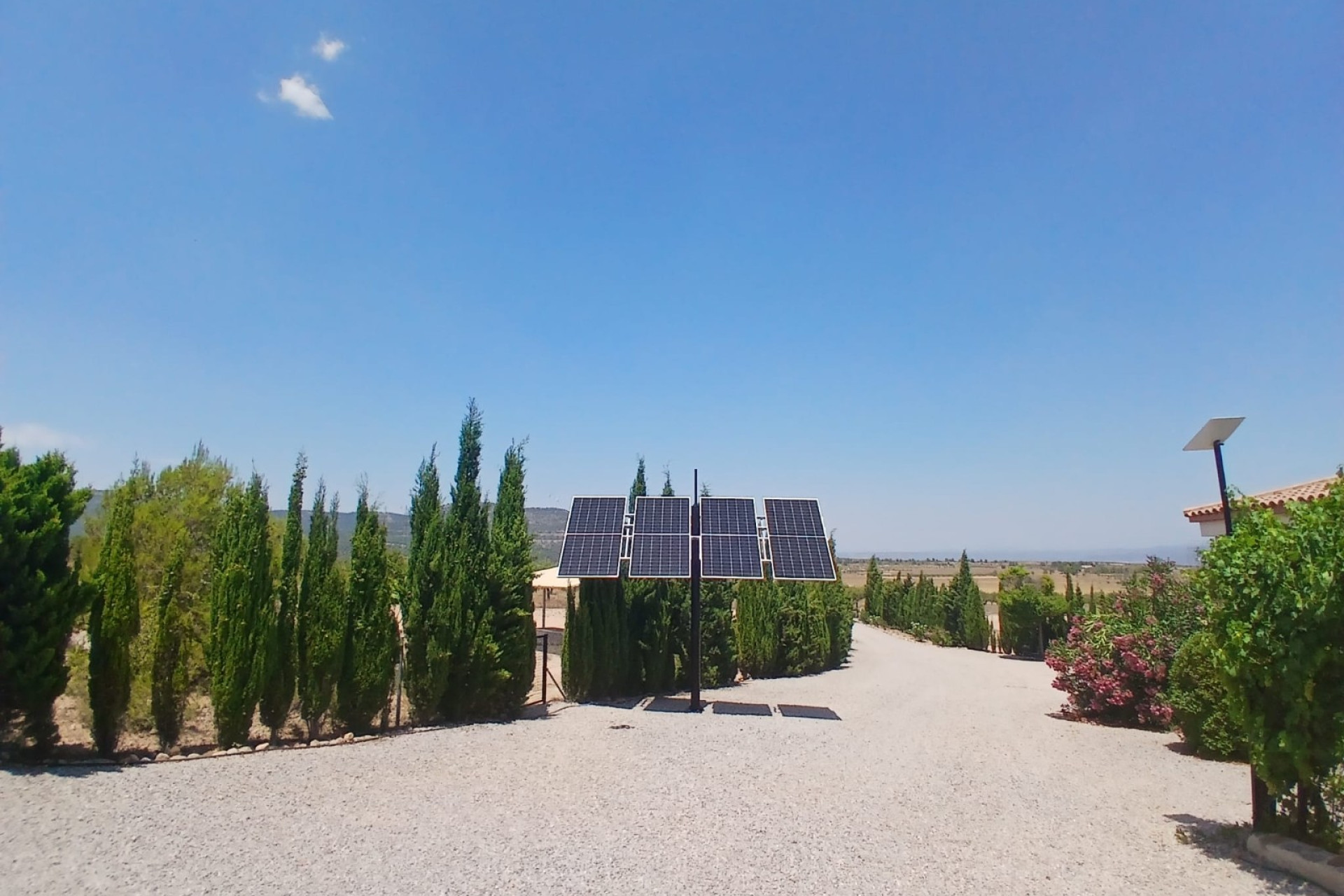 Resale - Equestrian property -
Zarra