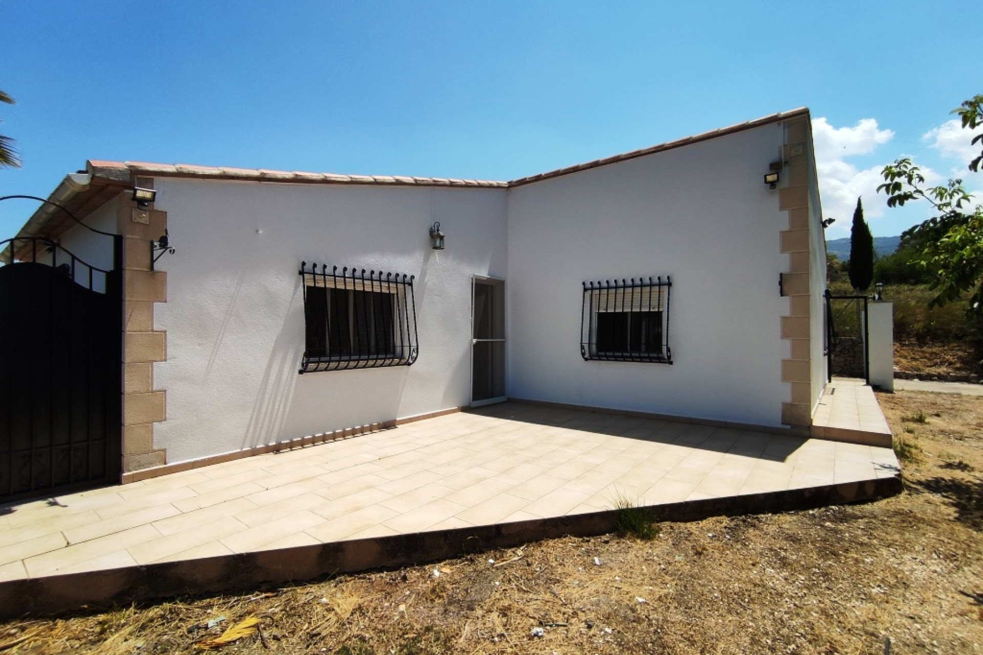 Resale - Finca - Country Property -
Agres