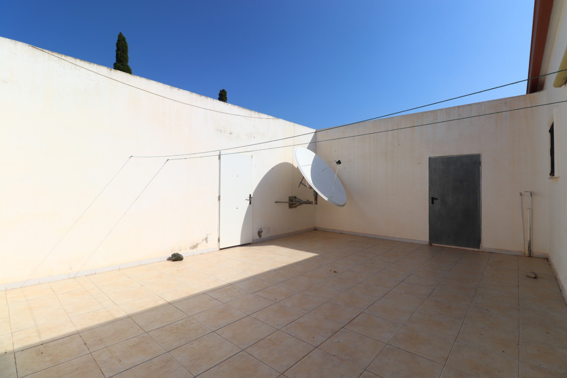 Resale - Finca - Country Property -
Albatera - Albatera - Country