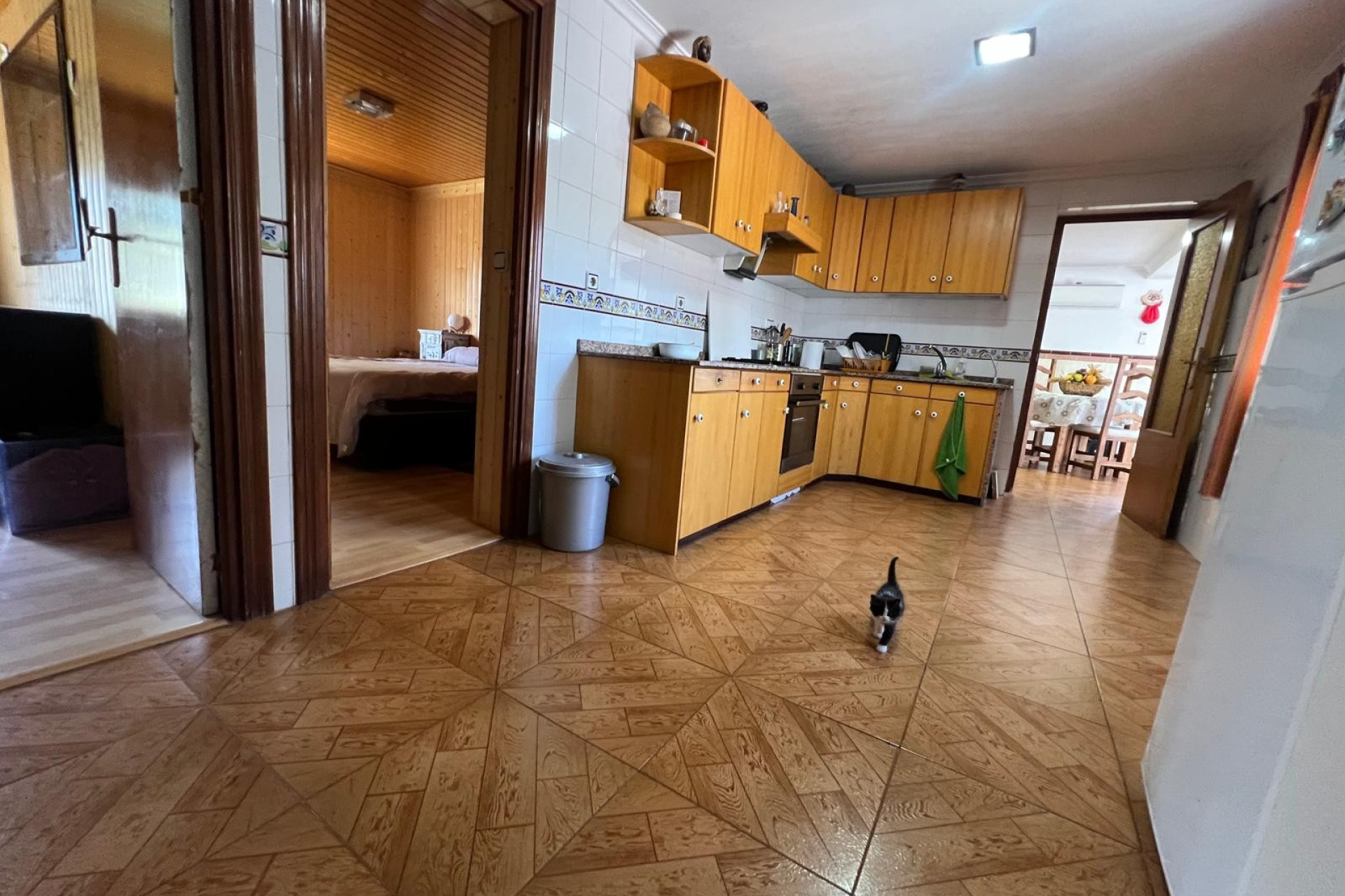 Resale - Finca - Country Property -
Algueña - Inland
