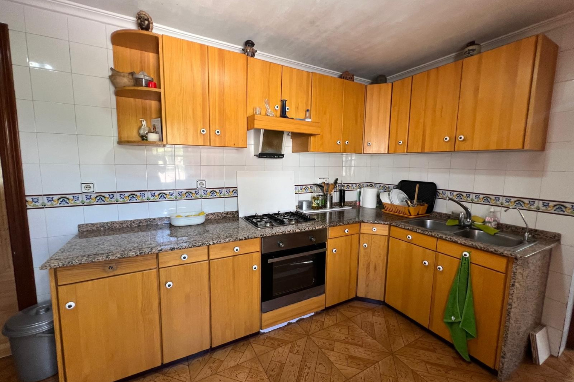 Resale - Finca - Country Property -
Algueña - Inland