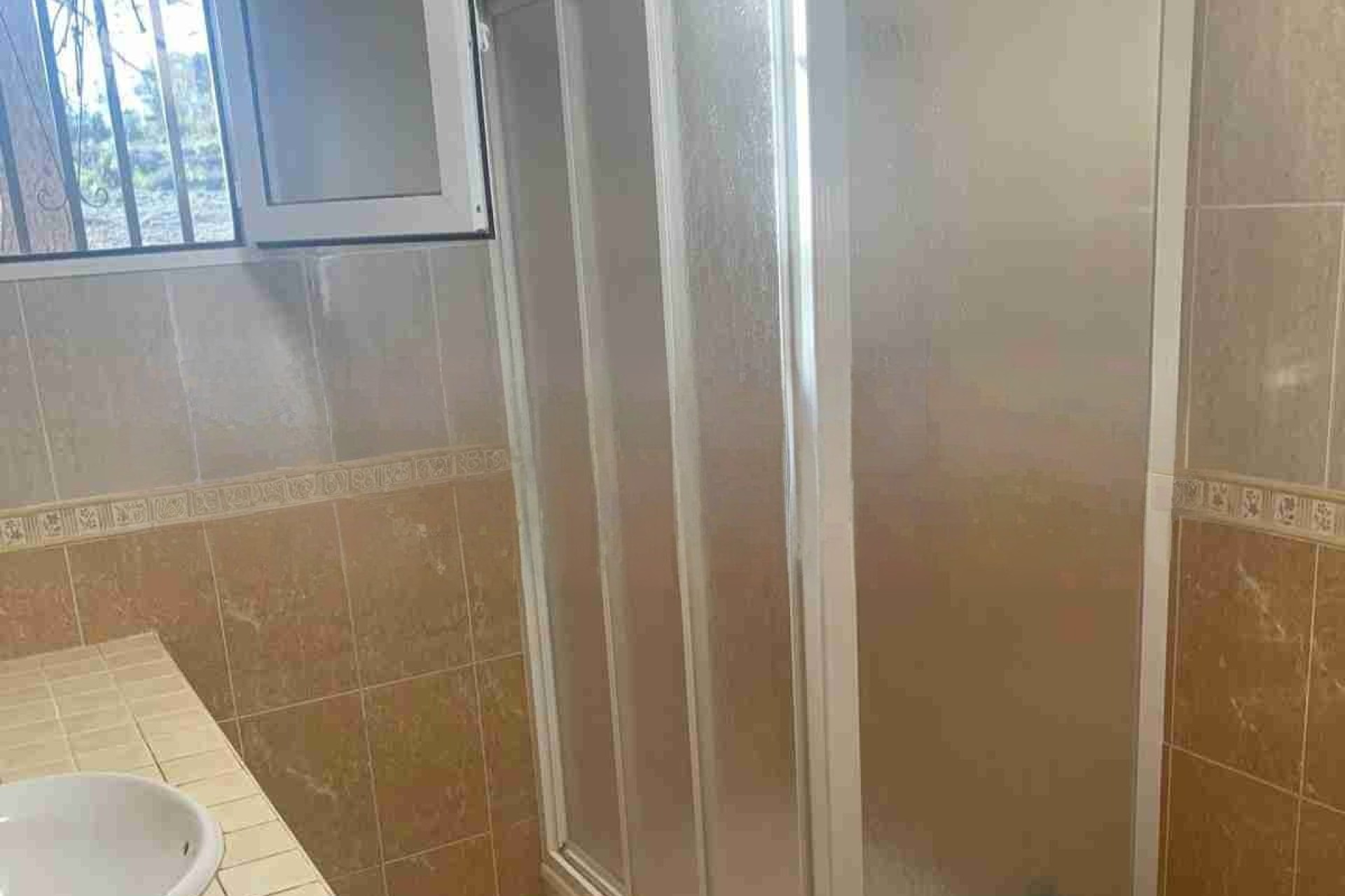 Resale - Finca / Country Property -
Almansa