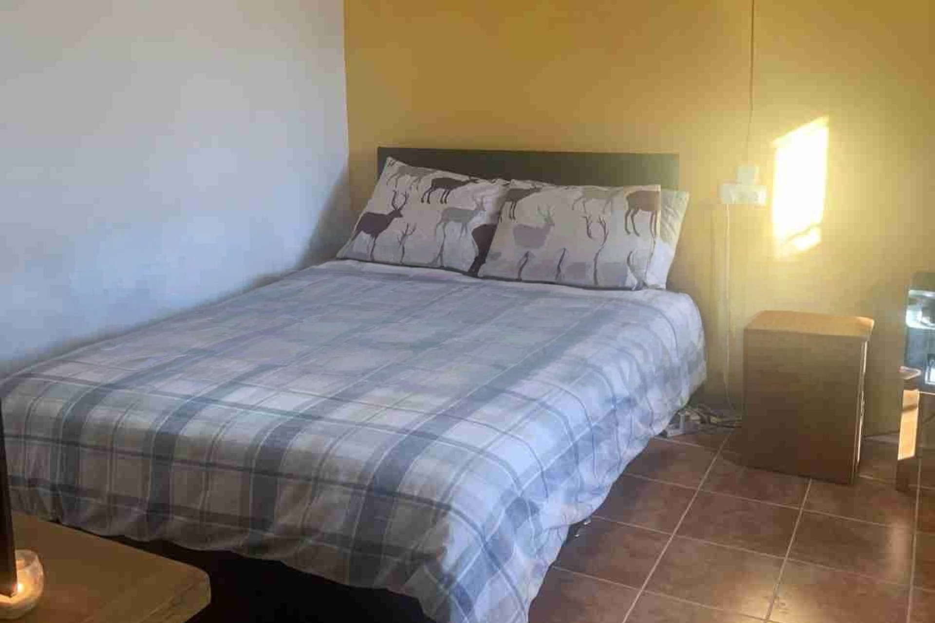 Resale - Finca / Country Property -
Almansa