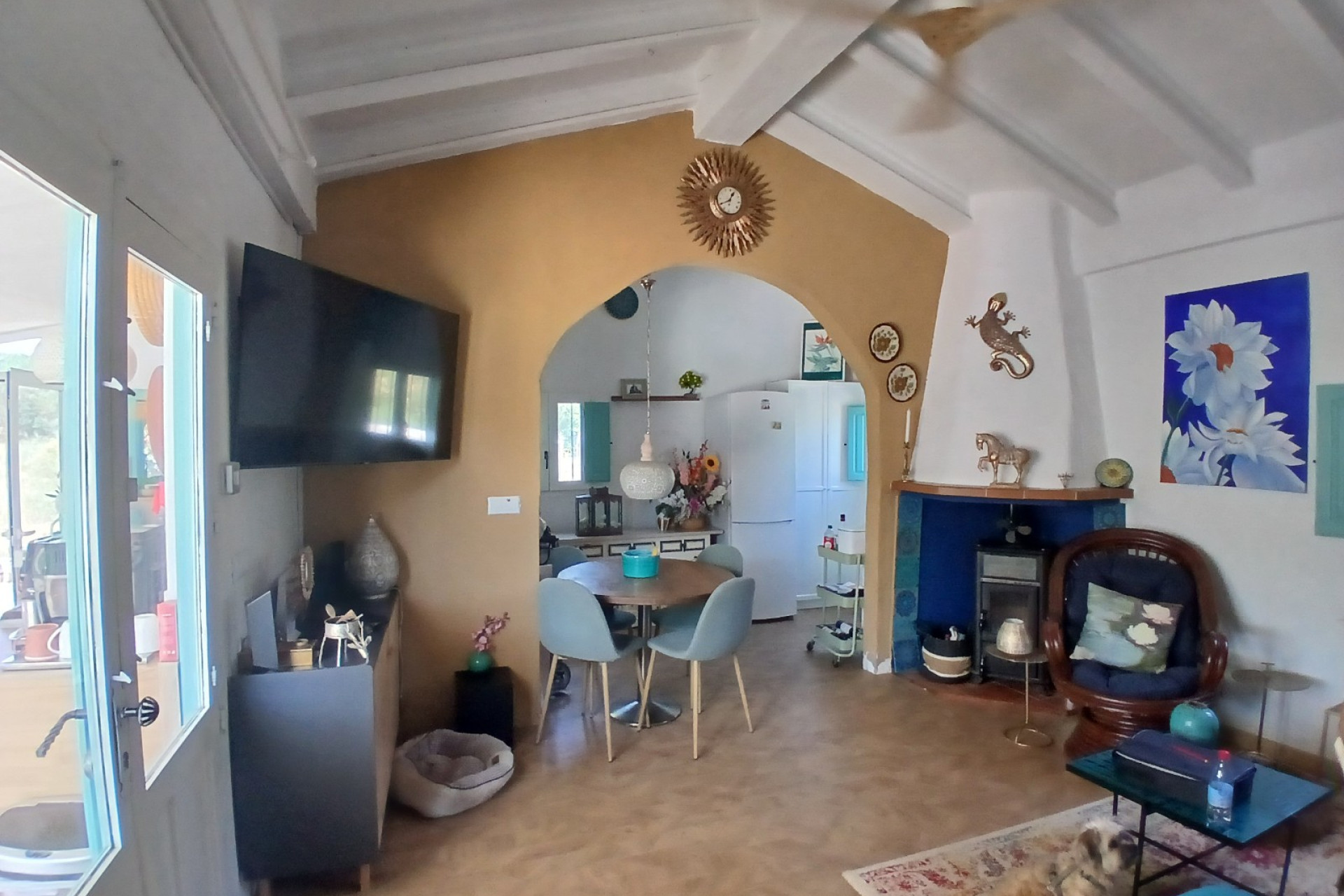 Resale - Finca / Country Property -
Ayora