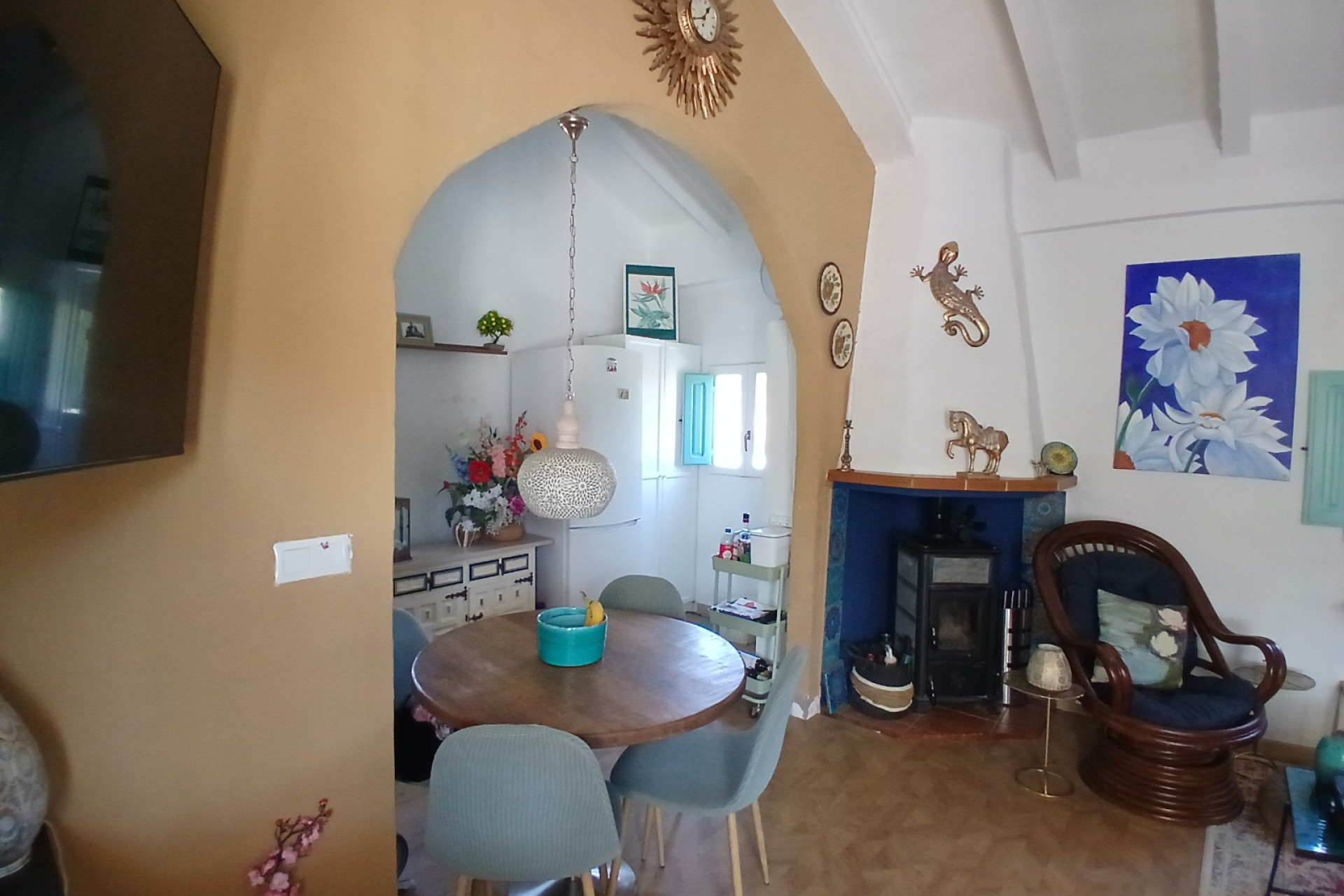 Resale - Finca / Country Property -
Ayora