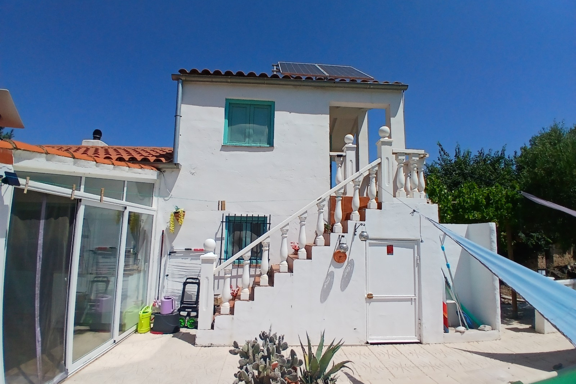 Resale - Finca / Country Property -
Ayora