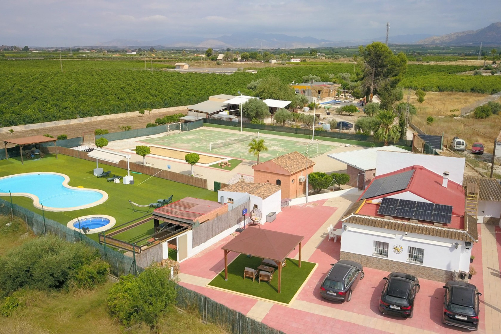Resale - Finca - Country Property -
Benferri - Benferri - Country