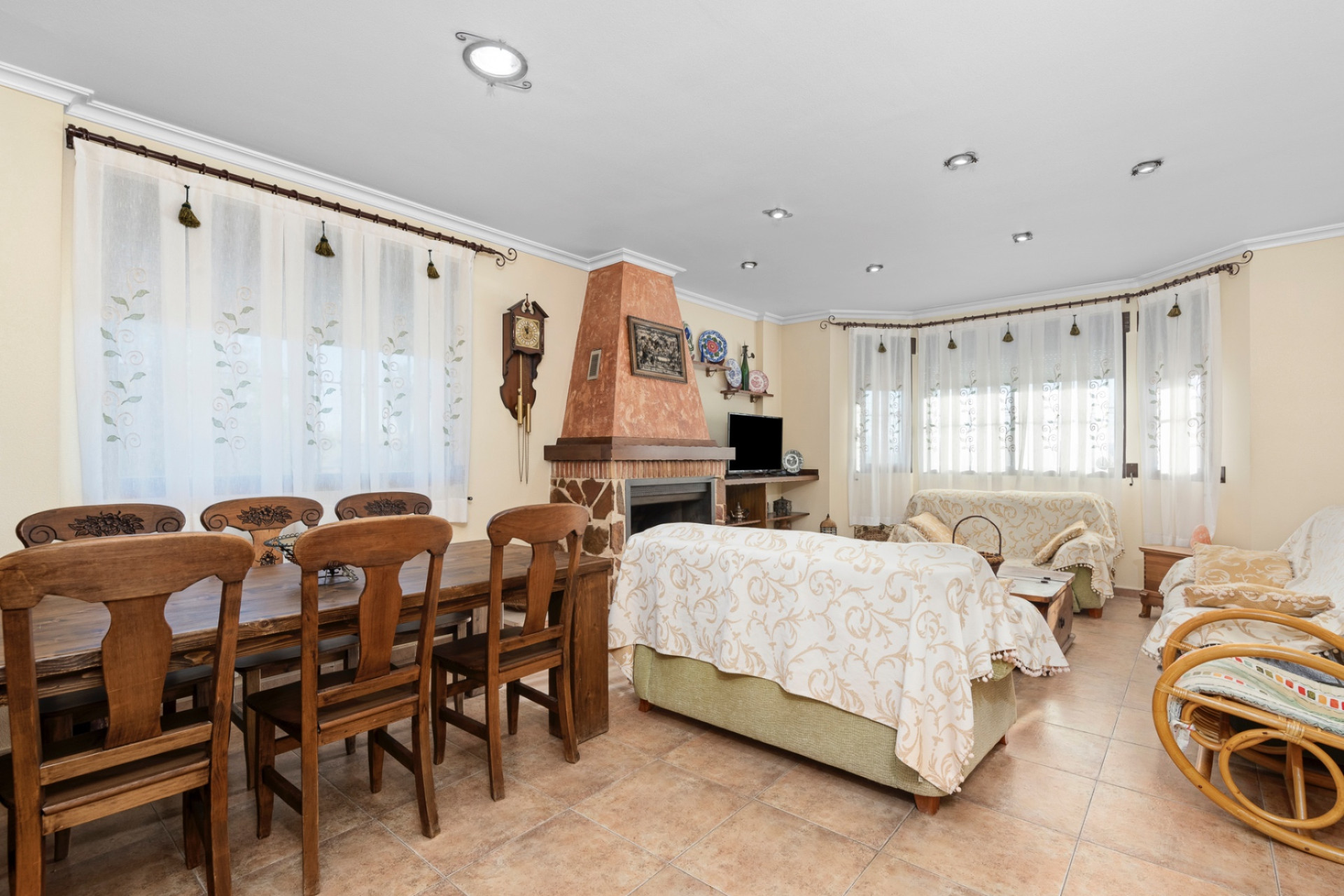 Resale - Finca - Country Property -
Beniel - Carretera de Beniel