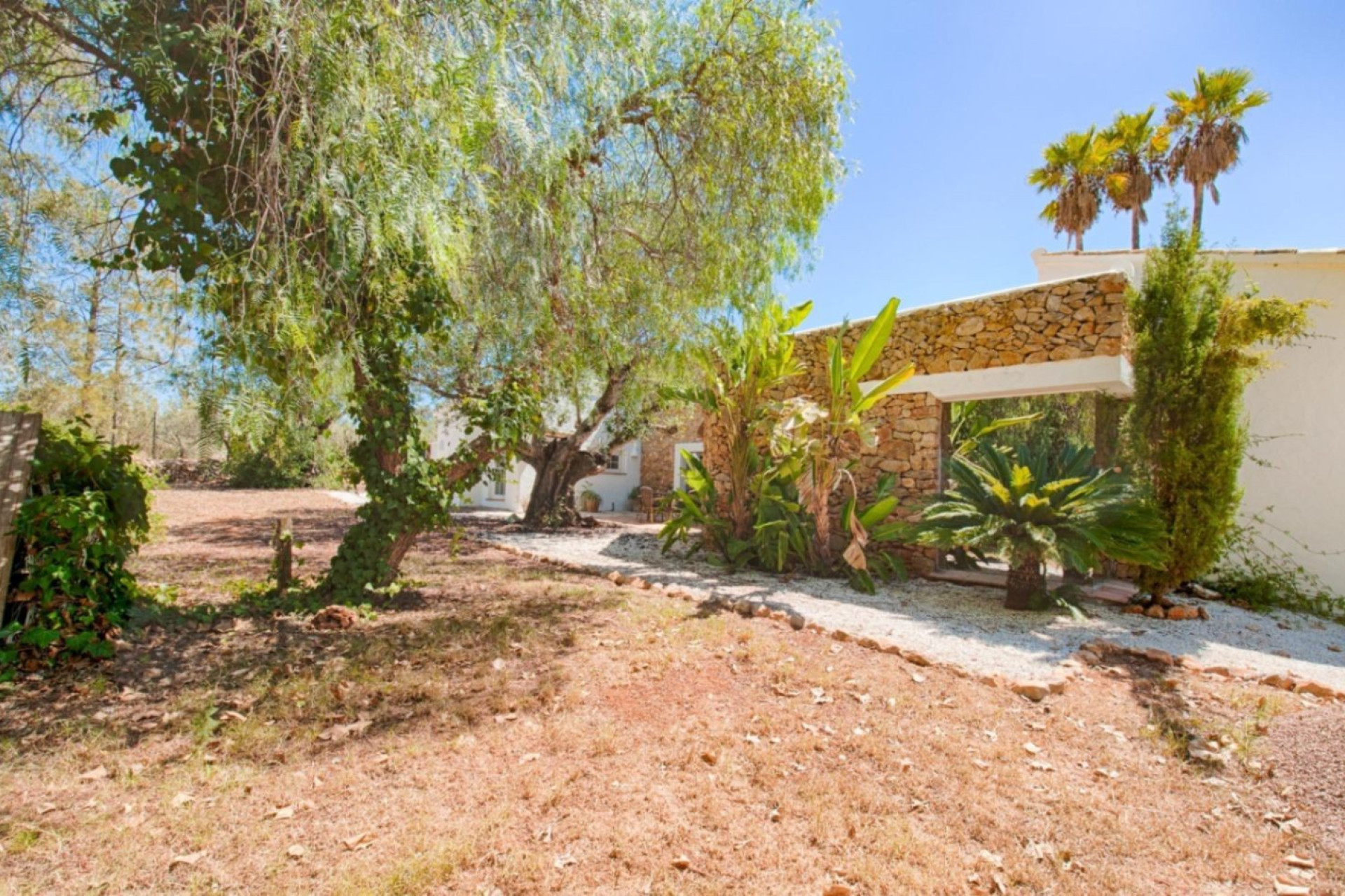 Resale - Finca / Country Property -
Benissa