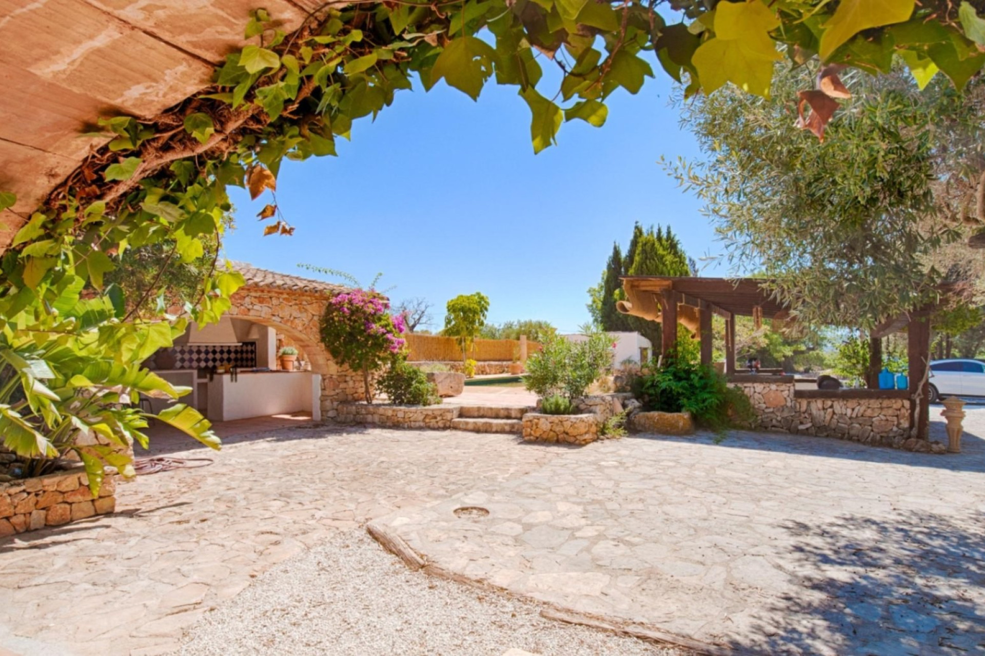 Resale - Finca / Country Property -
Benissa