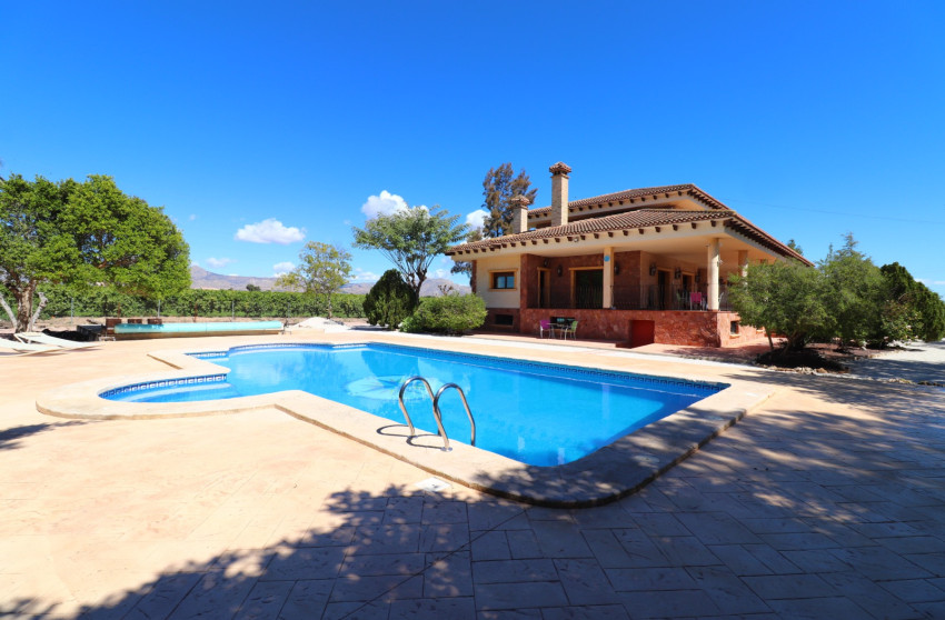 Resale - Finca / Country Property -
Callosa de Segura - Callosa de Segura - Country