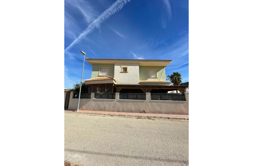 Resale - Finca / Country Property -
Canada De La Lena - Canada de la Lena Murcia