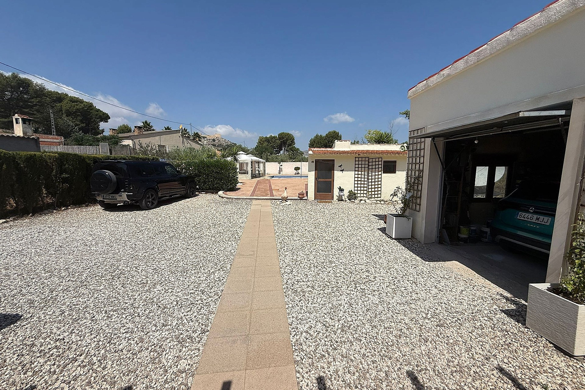 Resale - Finca / Country Property -
Castalla